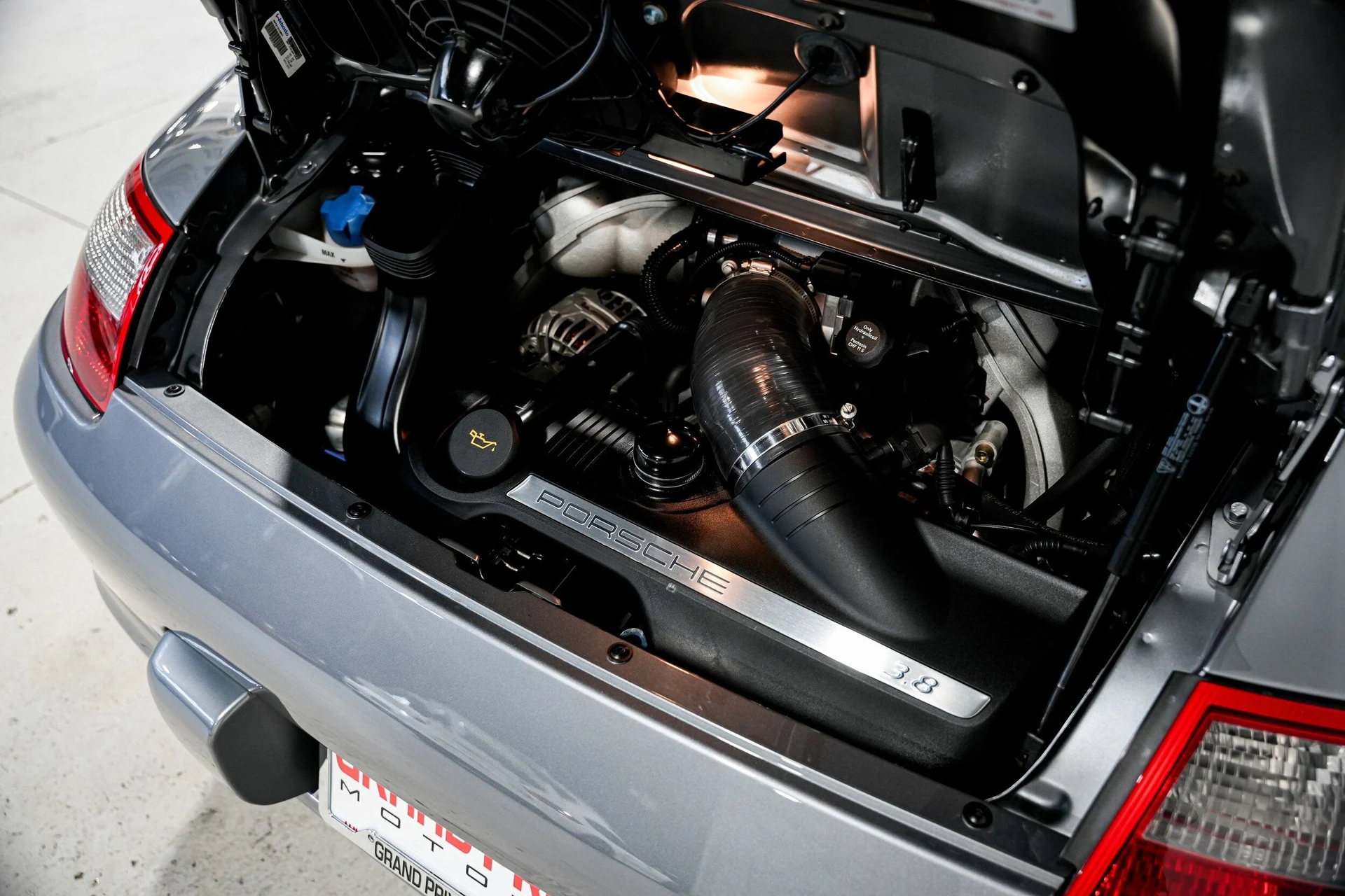 mph046_2041178182_c2b25eaf870240c581dbd51fd1c09ccex_28b28d4c0b