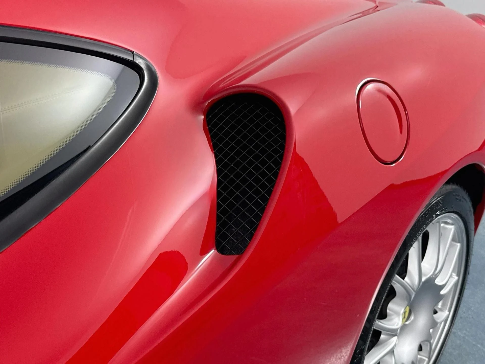 mph046_2042103770_Used_2005_Ferrari_F430_1785792595_b4f7e15f4c
