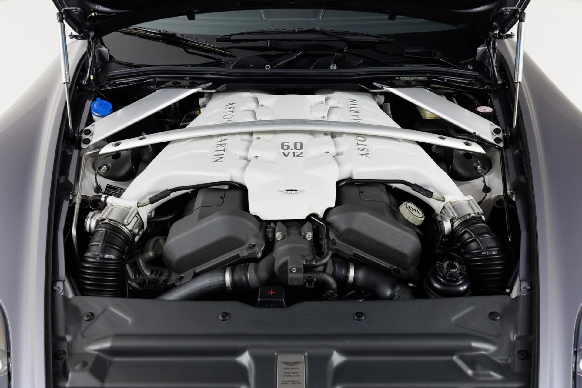 mph046_2046305418_Used_2010_Aston_Martin_DBS_1792190108_14199d07b0