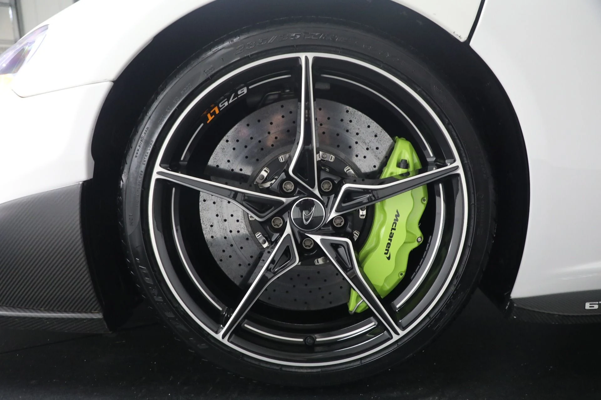 mph046_2064777348_Used_2016_Mc_Laren_675_LT_Spider_c599ae1a64