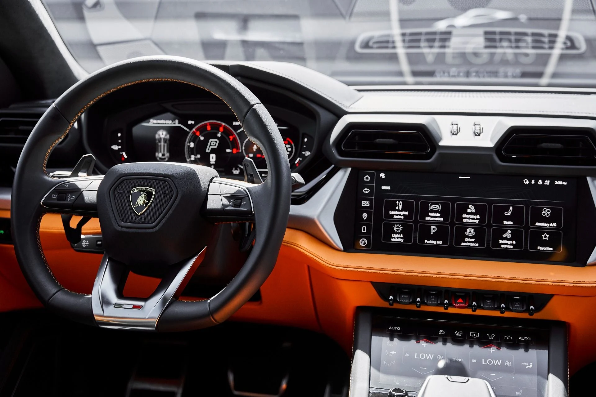 mph046_206621679_Used_2025_Lamborghini_Urus_SE_1779992040_9b8f7521c1