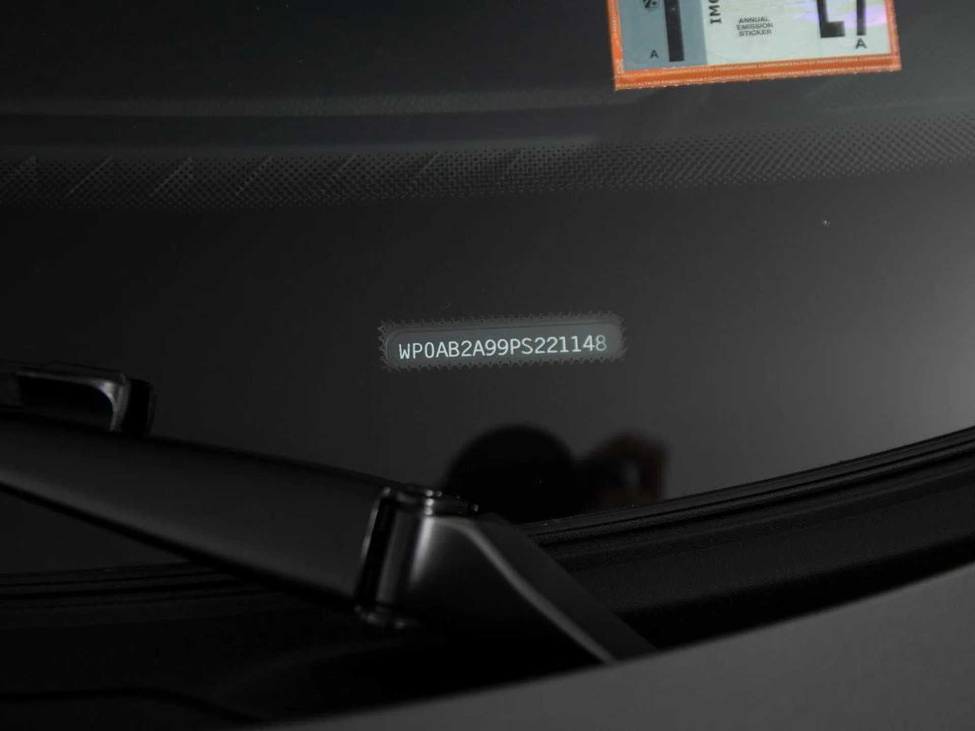 mph046_2078362395_z3_EP_Si5_Ob1ya_KW_2p2_Sq_IXUV_Yl_M_3e1fb21a24