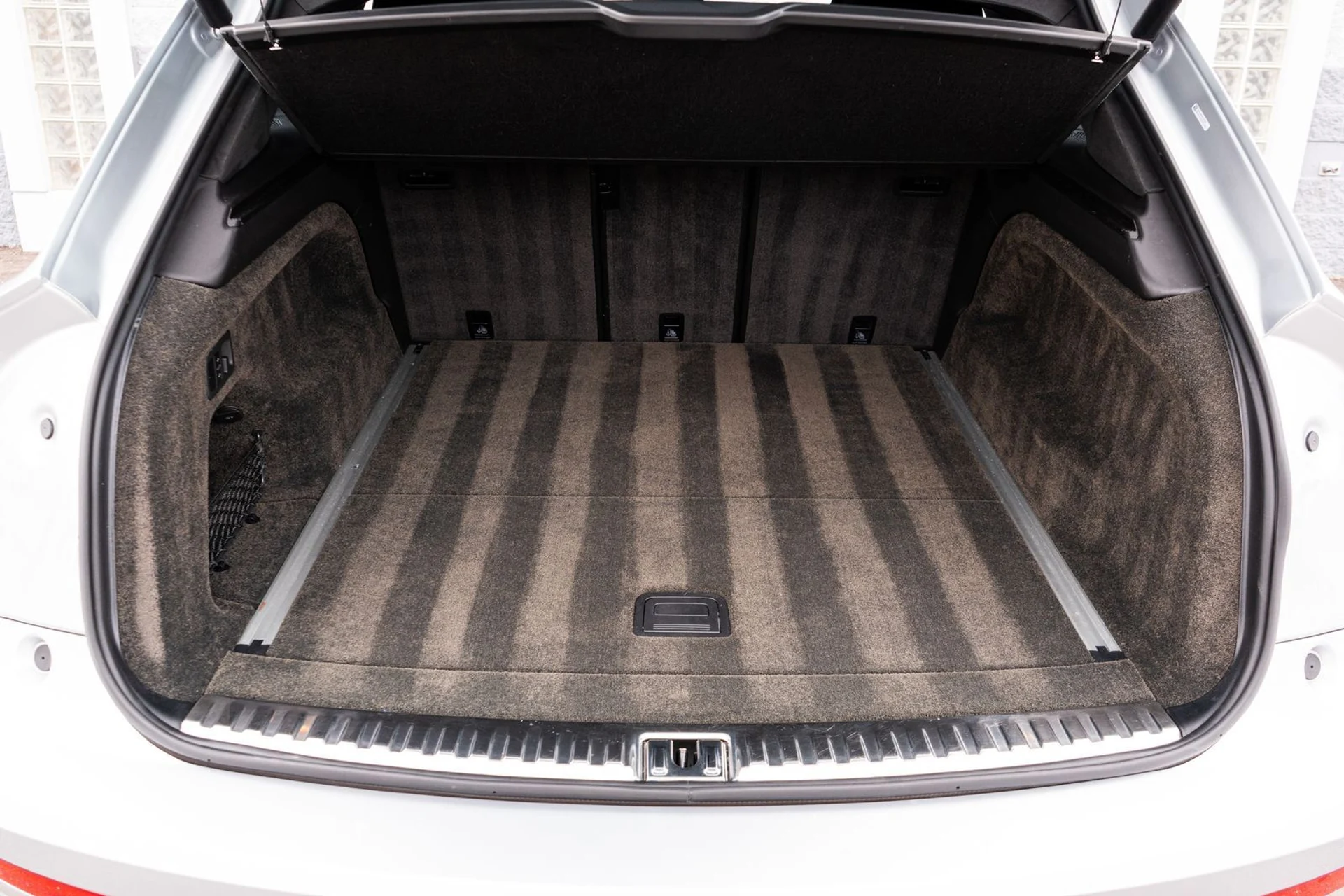 mph046_2088546790_05d603d6_9e7e_4dcb_94a8_5a9a74010138_9e89c37258