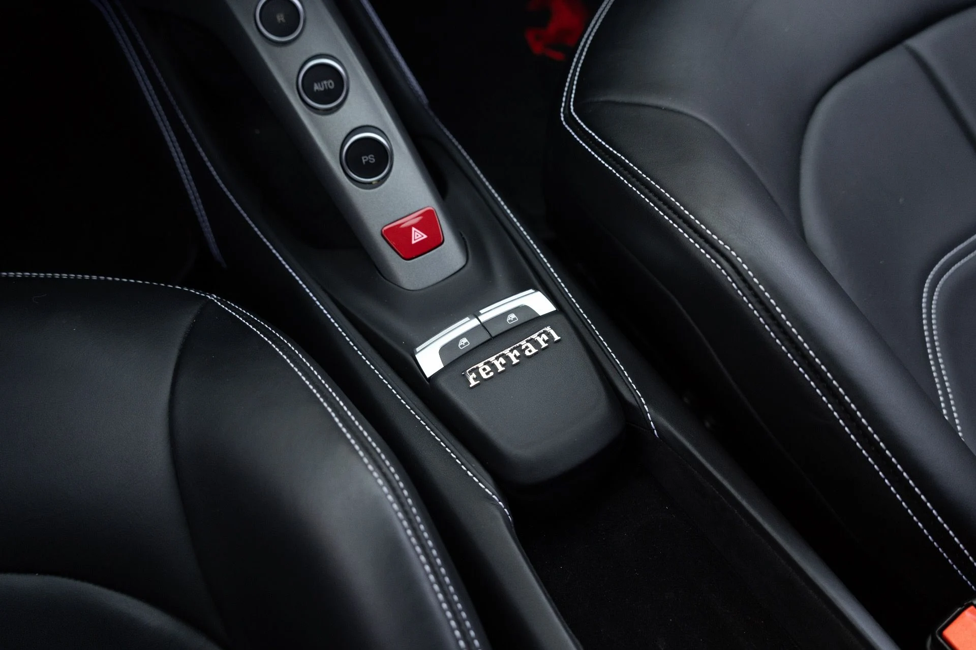 mph046_2110751444_Used_2018_Ferrari_488_GTB_1778883236_549d345a62