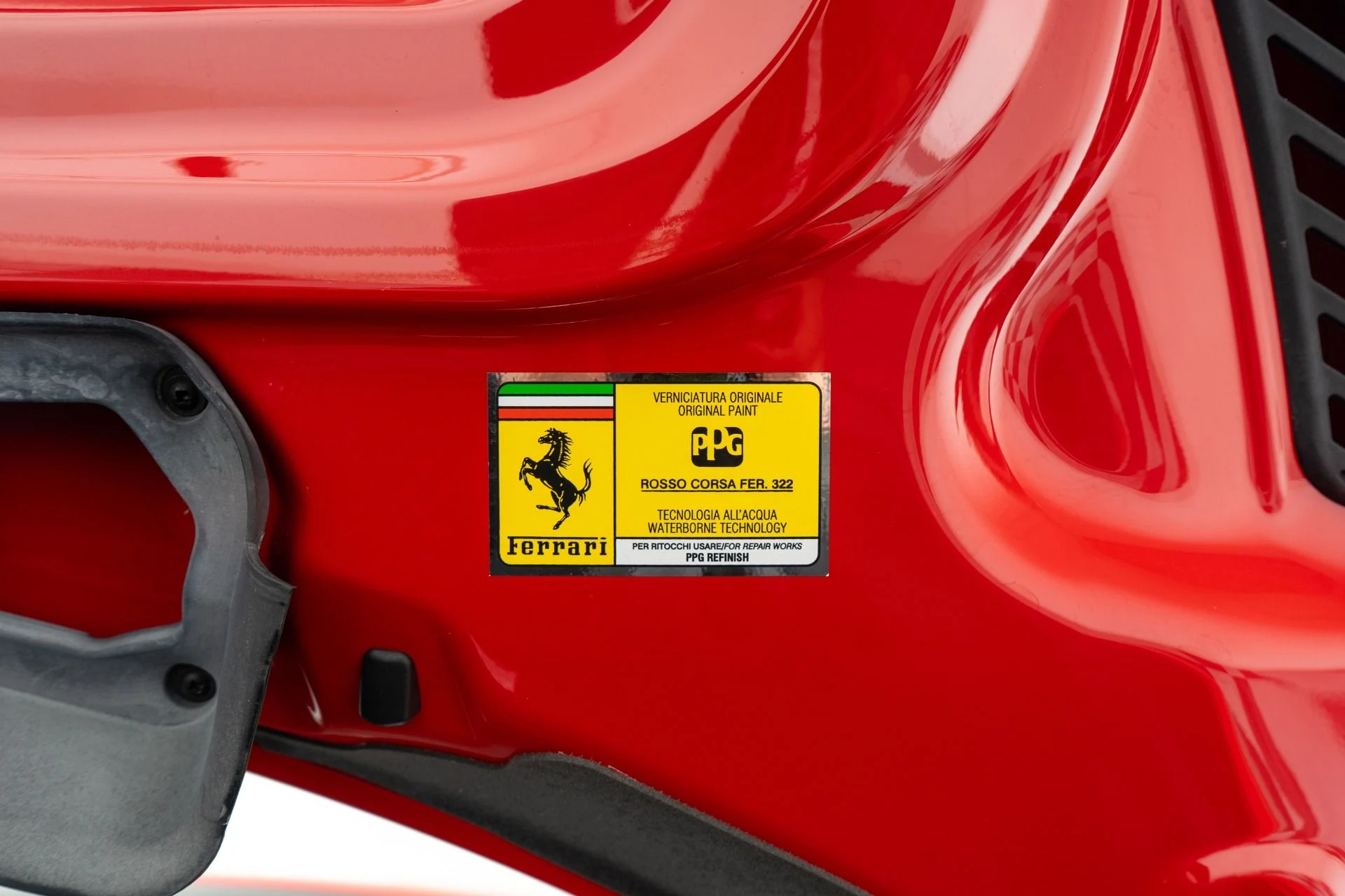 mph046_2126377136_Used_2018_Ferrari_488_GTB_1760465910_2bd9fb0583