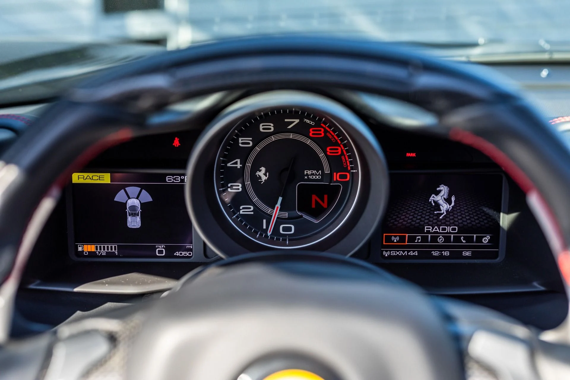 mph046_2134720376_Used_2018_Ferrari_488_Spider_1701972868_7ecc0e22c8