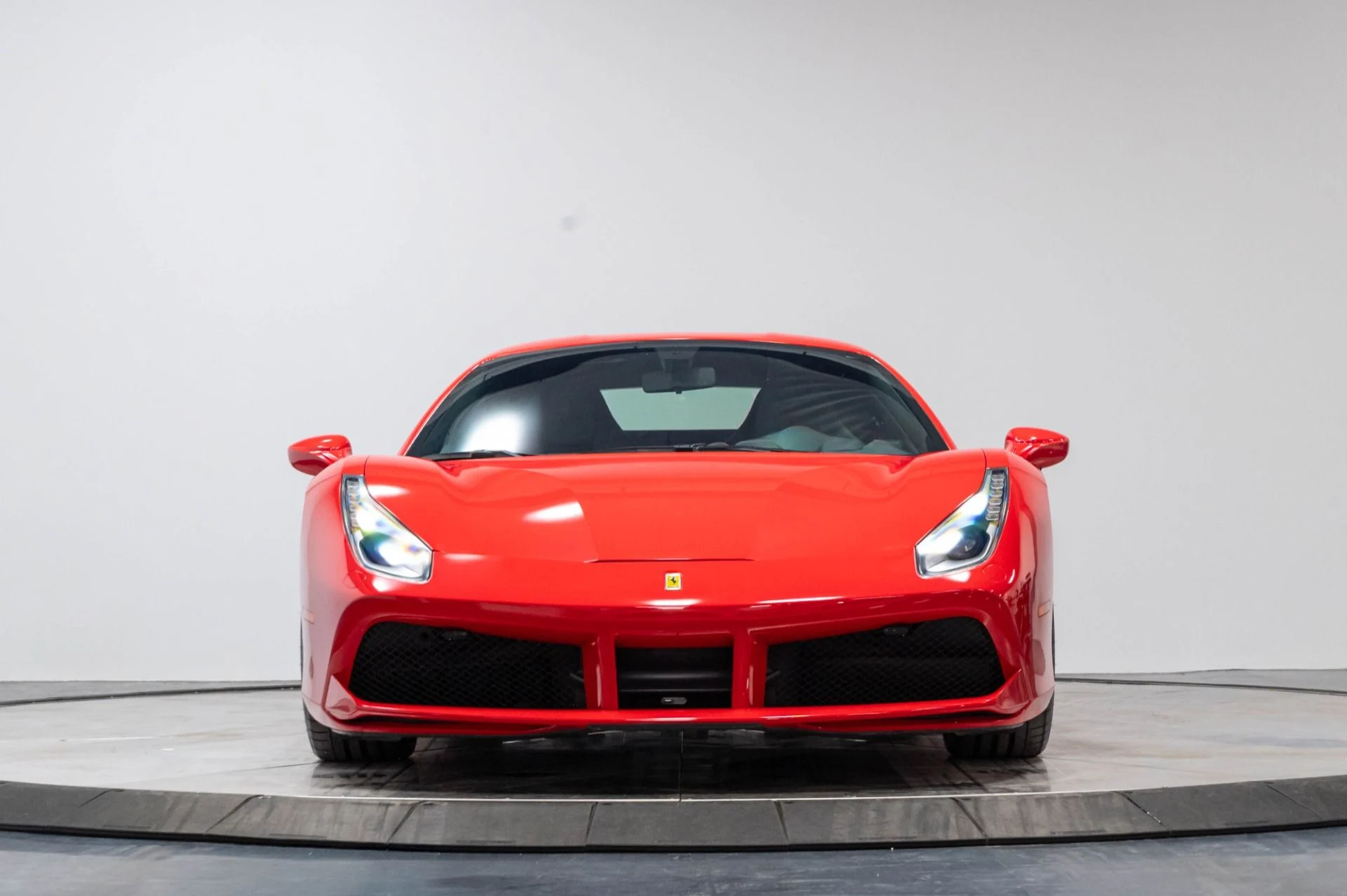 mph046_2143797640_Used_2018_Ferrari_488_GTB_1786120239_b19d37fd68