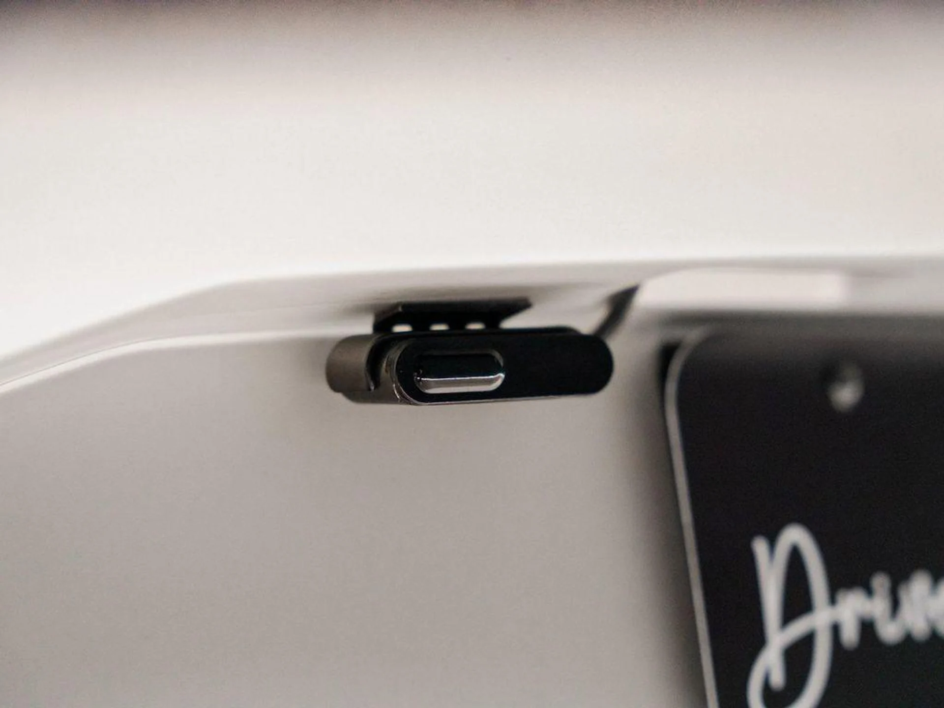 mph046_2144792637_1h_Rjmi_YVS_Hgdfh_X_Cjbxd4_Wo_Ezl_U_5b3692a7be