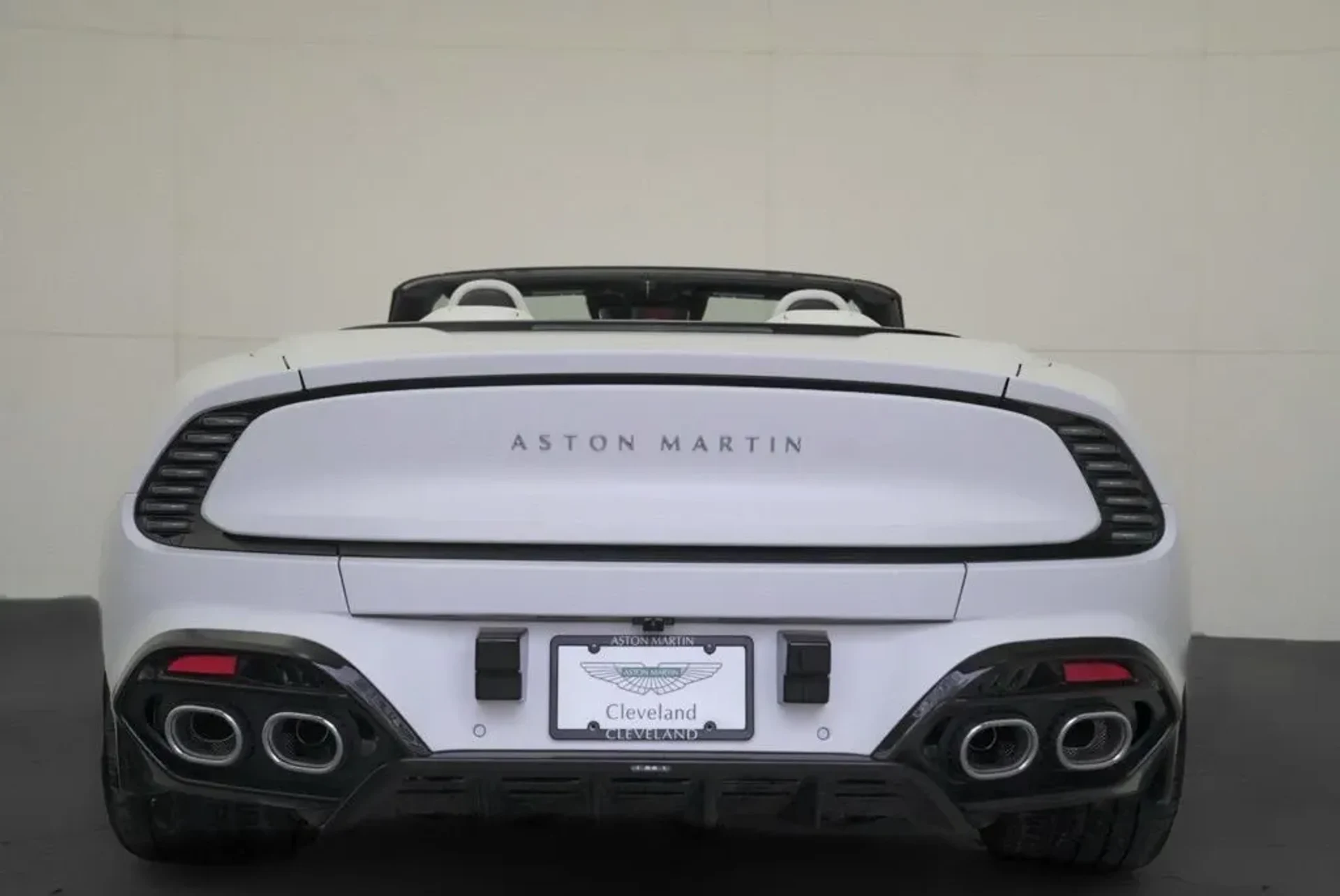 mph046_2157871217_68qrrov2cpg17lu83qd9m8j91g0c_e79879436c