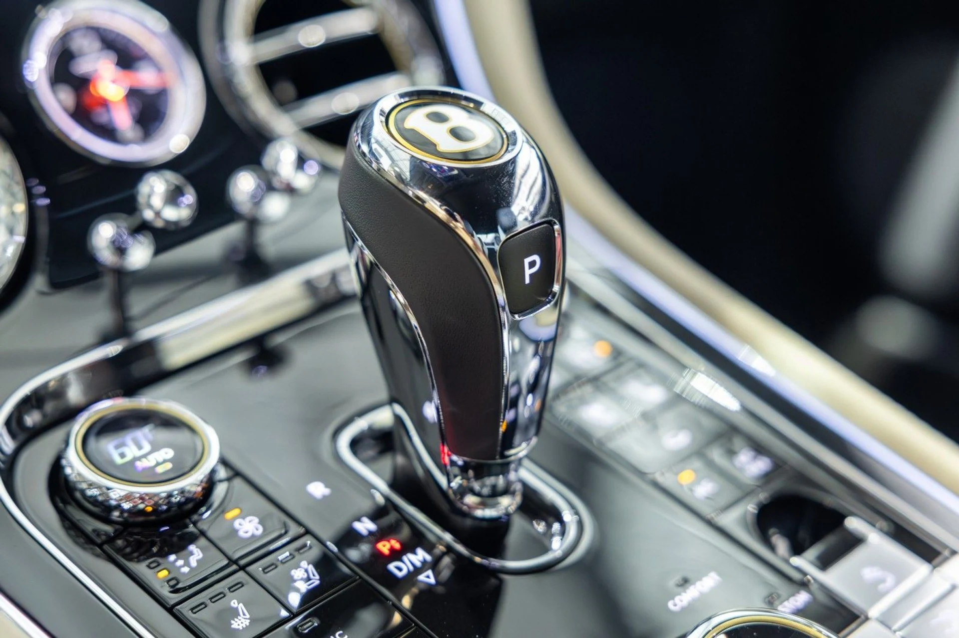 mph046_2163253713_IQ_2892fb83b9