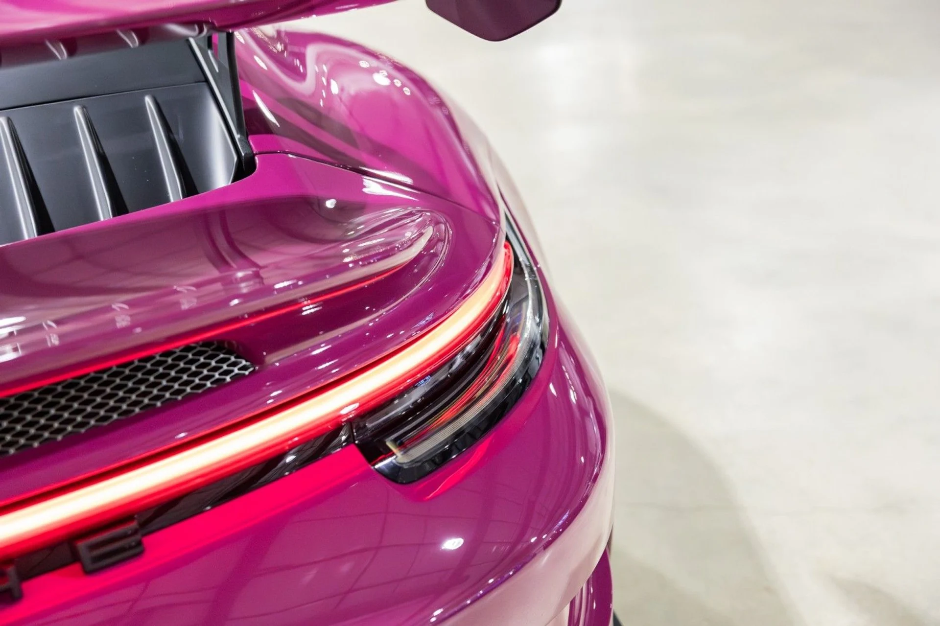 mph046_2168005317_h_A_dd15817c02