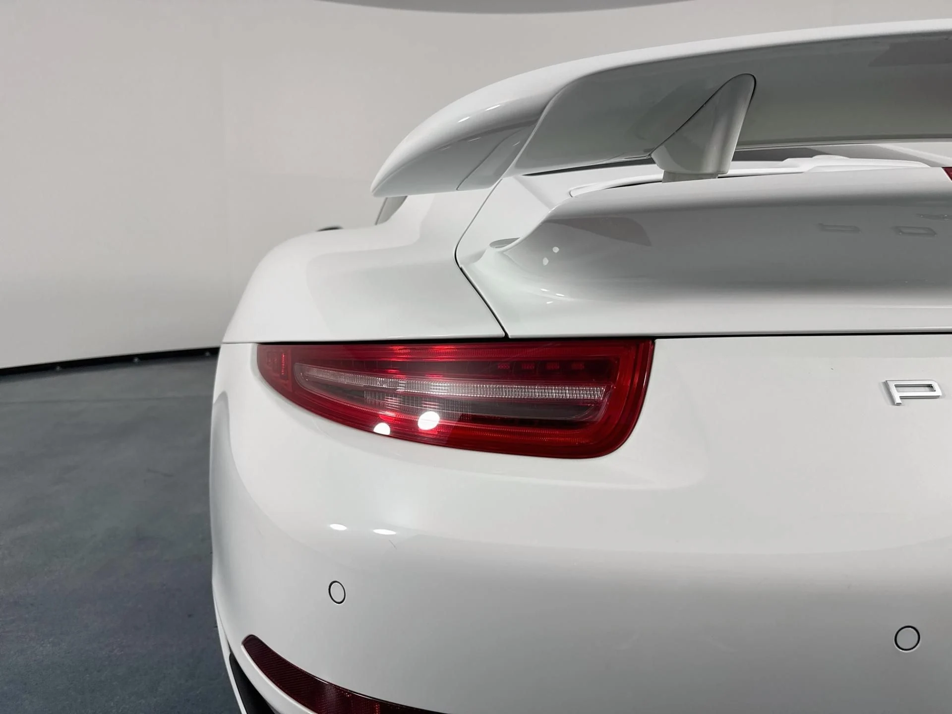 mph046_2219103320_Used_2014_Porsche_911_Turbo_S_1791570354_817a606a13