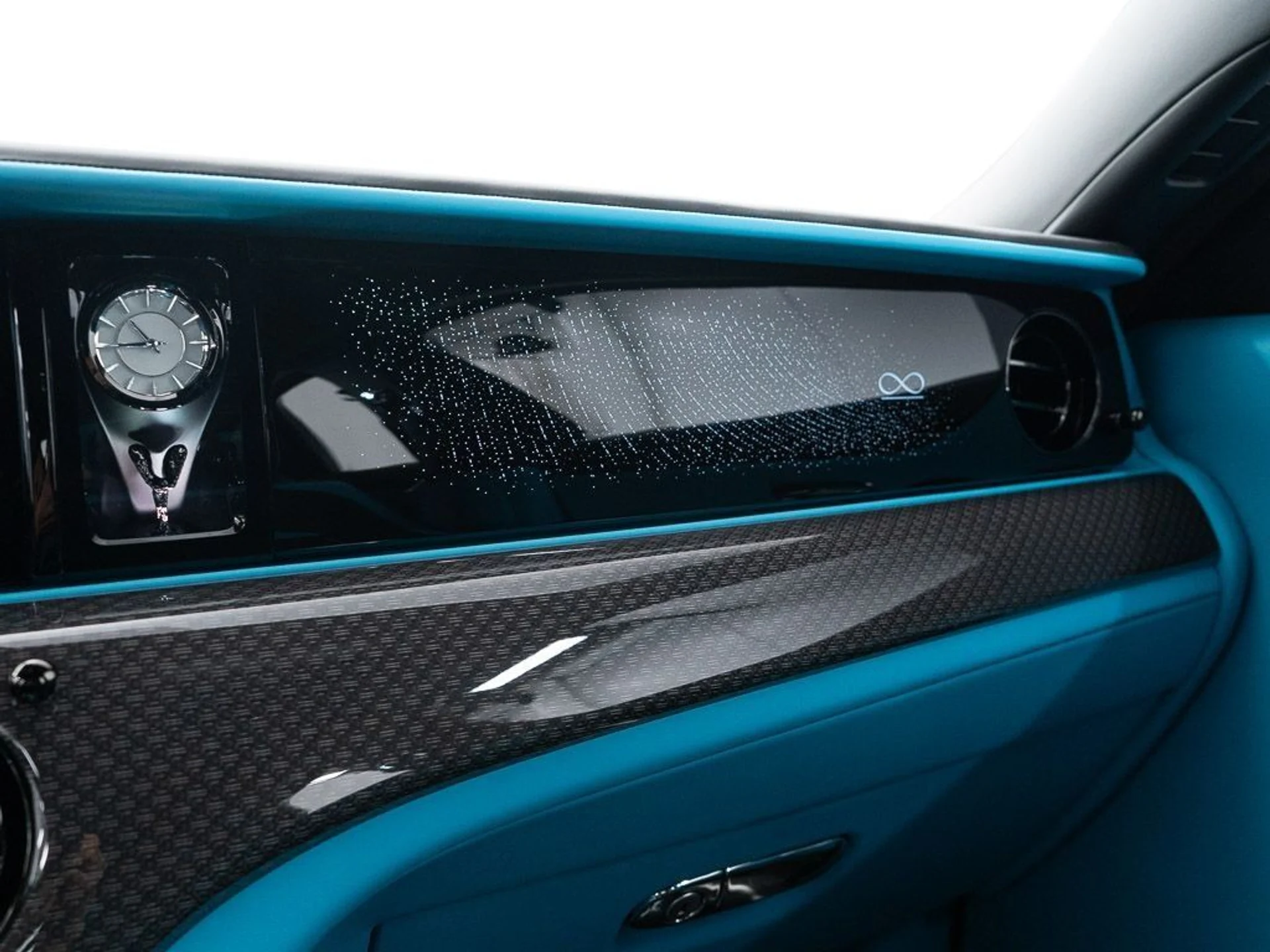 mph046_2220726544_a352e46a98bab5be966829d41526e308_7896b29ec6