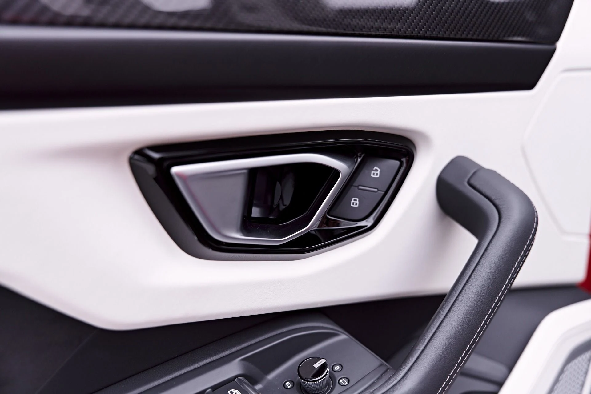 mph046_2225602201_Used_2023_Lamborghini_Urus_S_1781910666_2c40a23a81