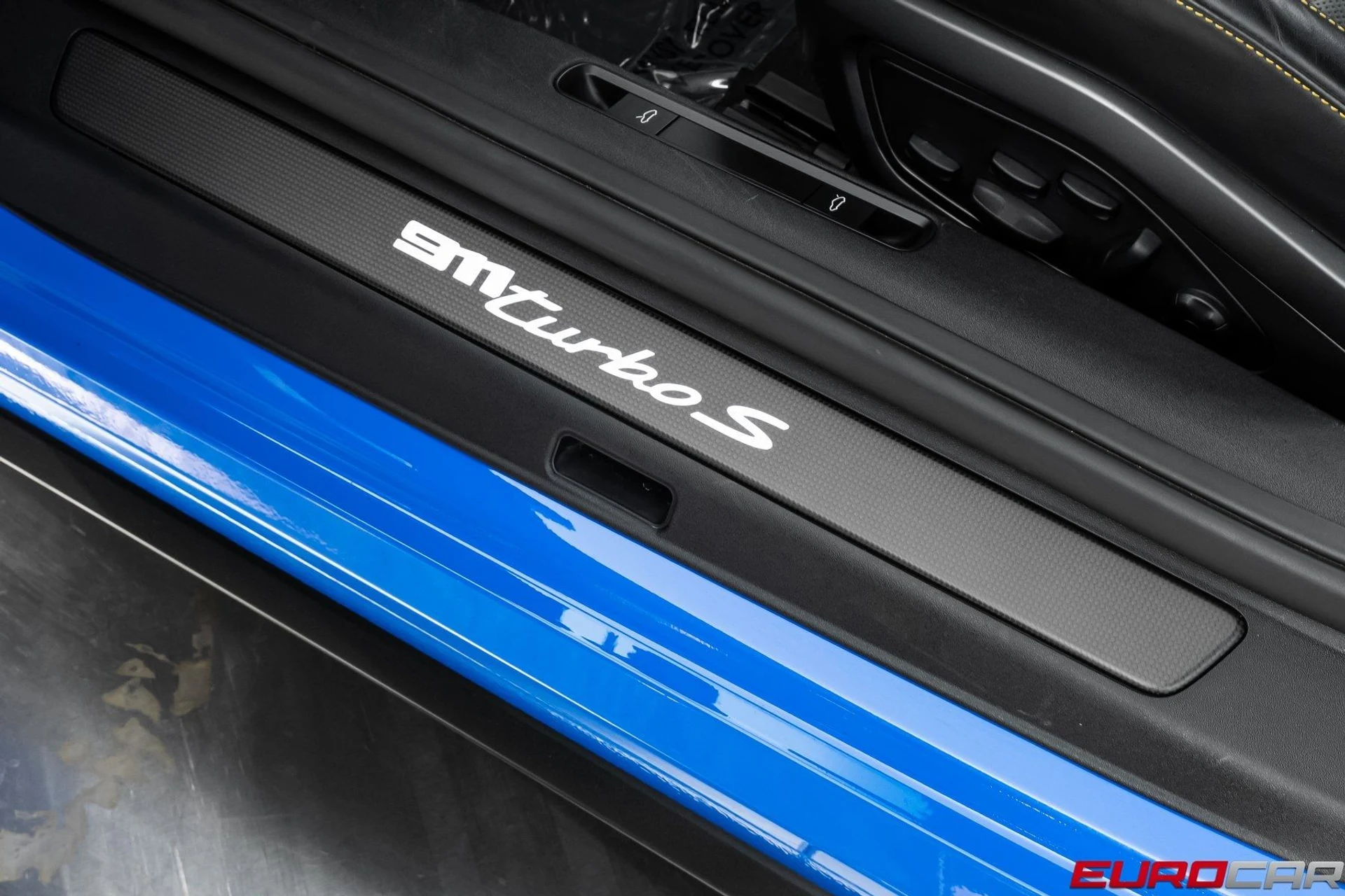 mph046_2229415729_image_47_27a5279b78