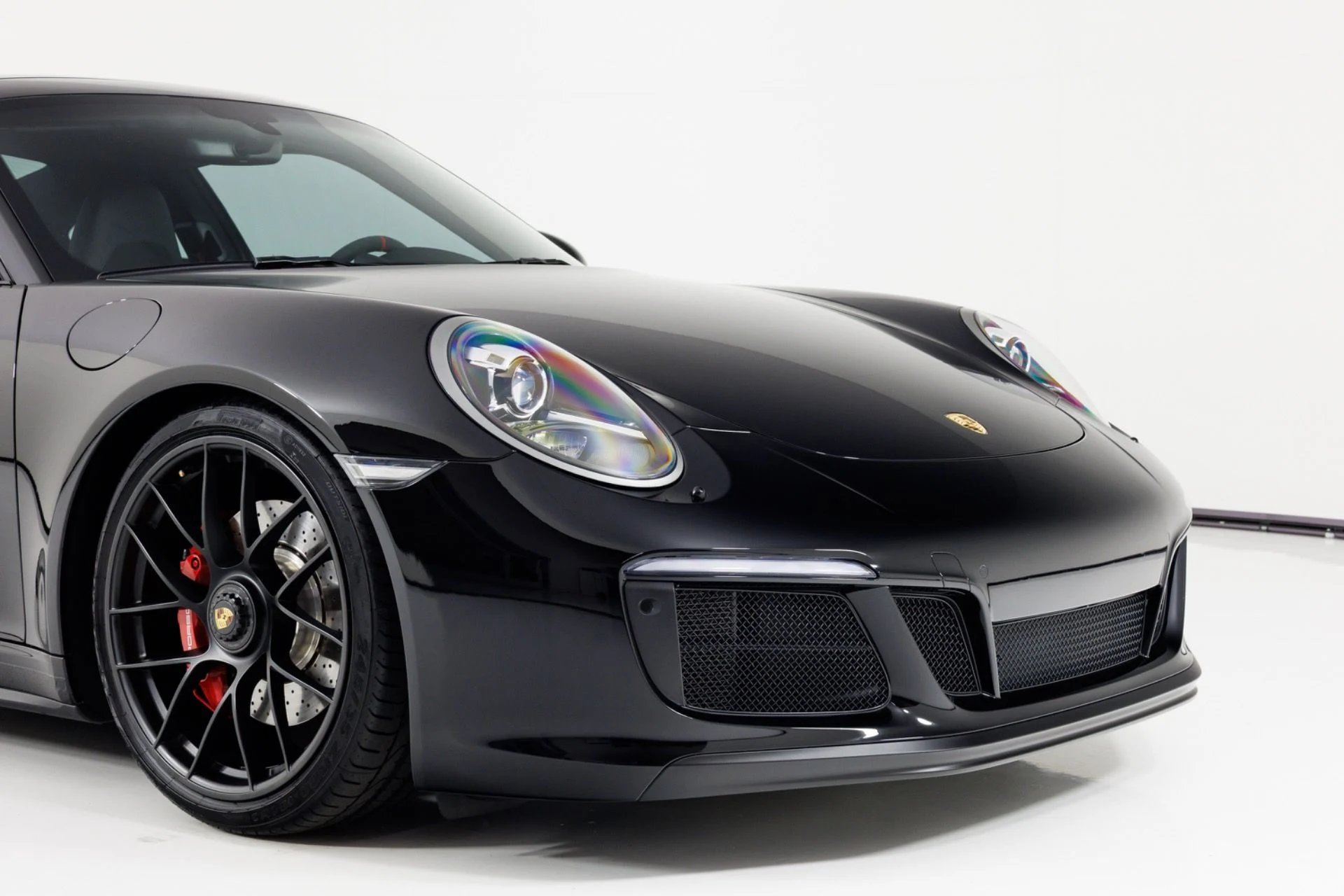 mph046_2229763100_Used_2017_Porsche_911_Carrera_GTS_1787861335_d97dc61532