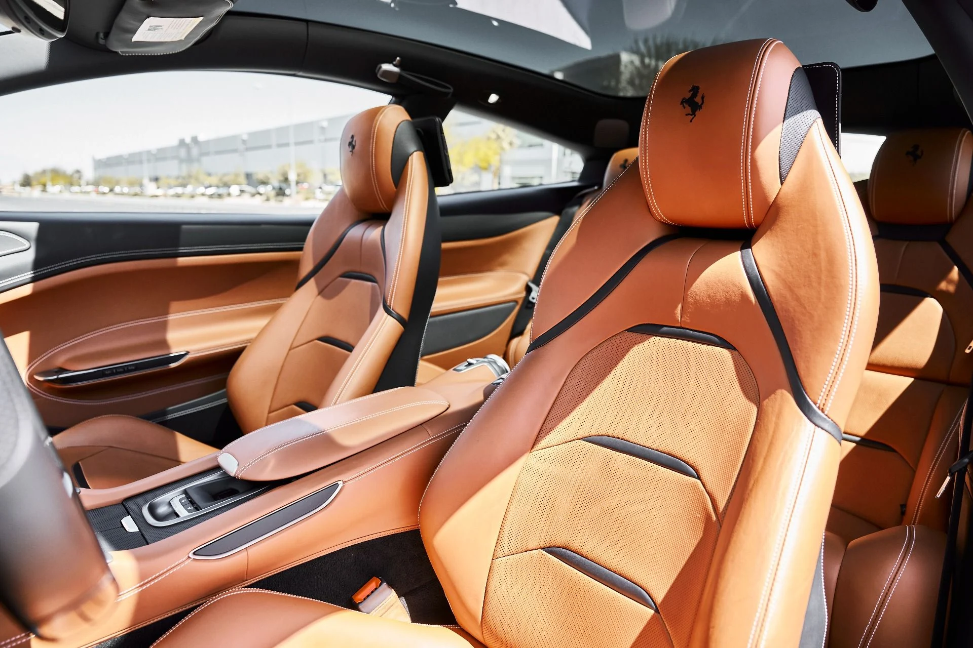 mph046_223093998_Used_2018_Ferrari_GTC_4_Lusso_V12_1775612072_7b63b9673b