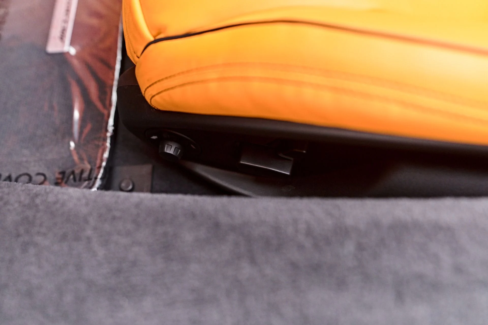 mph046_2236516280_Used_2025_Mc_Laren_Artura_Tech_Lux_1755534985_ff5e8d23b0