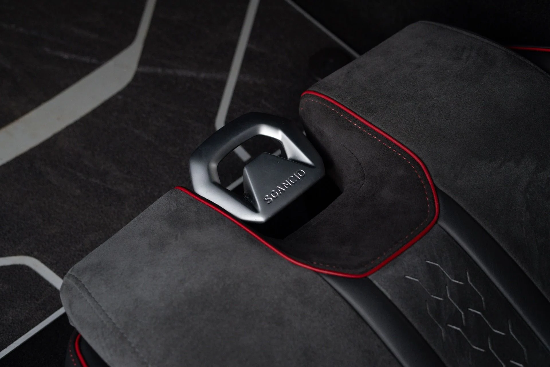 mph046_2242784685_Used_2024_Lamborghini_Huracan_Sterrato_1775279109_d4f76d5498