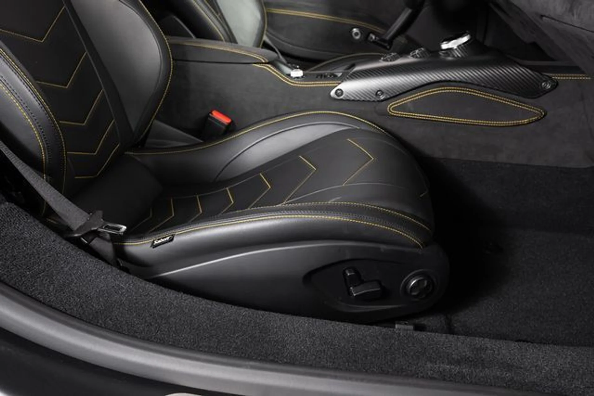 mph046_2254768608_c4867a7b02e7867db8968acec610772ax_1796268e92