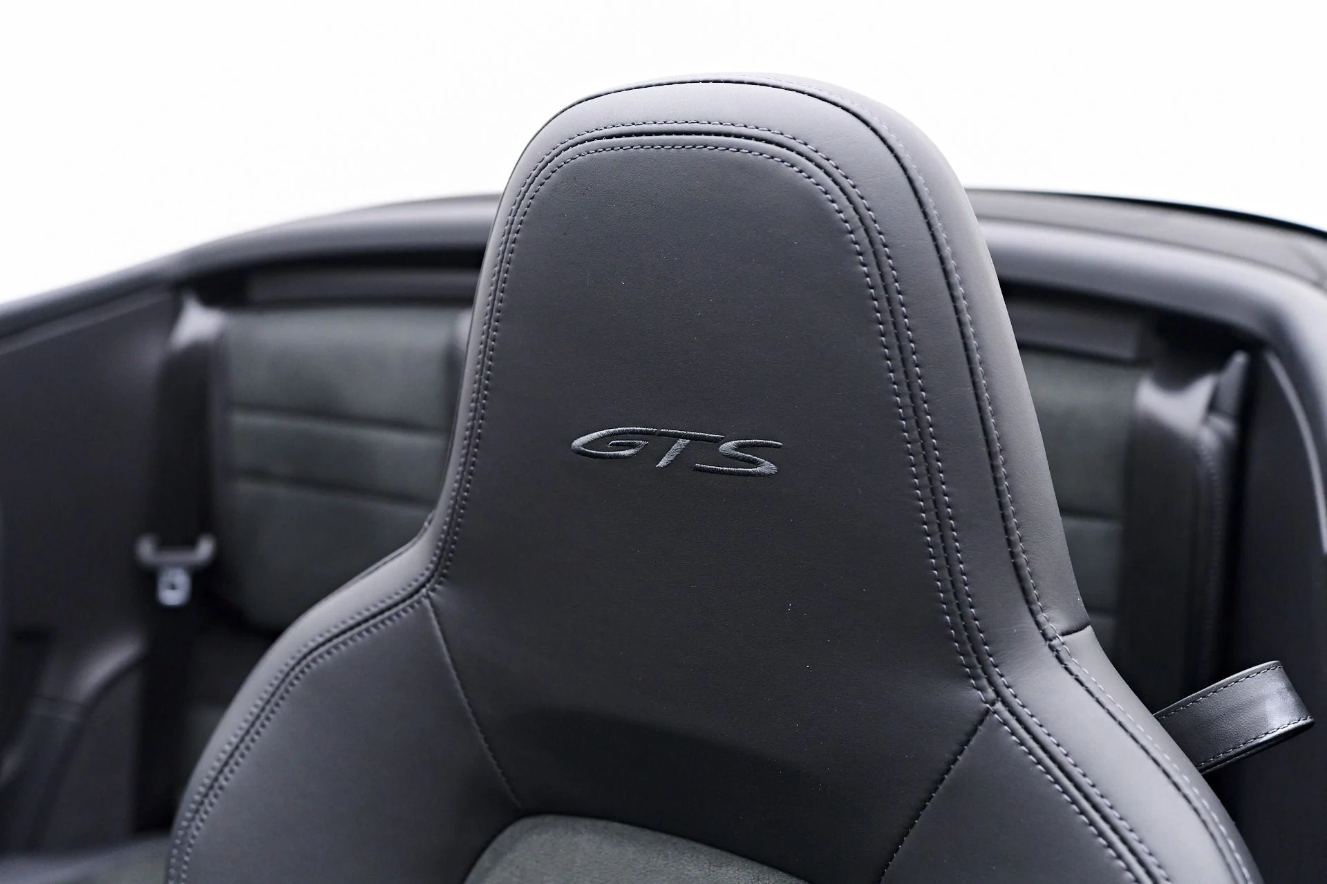 mph046_2263579334_Used_2023_Porsche_911_Carrera_GTS_1750549330_48029d9663