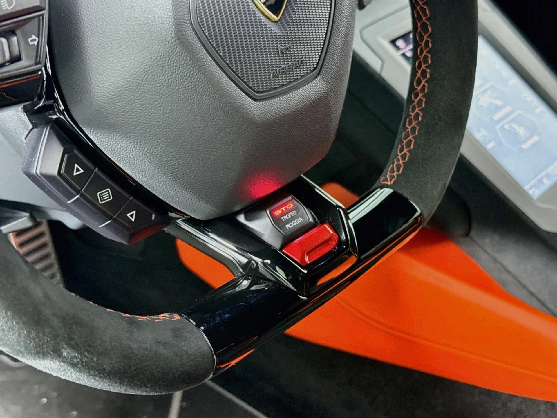 mph046_226837944_Used_2022_Lamborghini_Huracan_STO_1789147610_a79cf50663