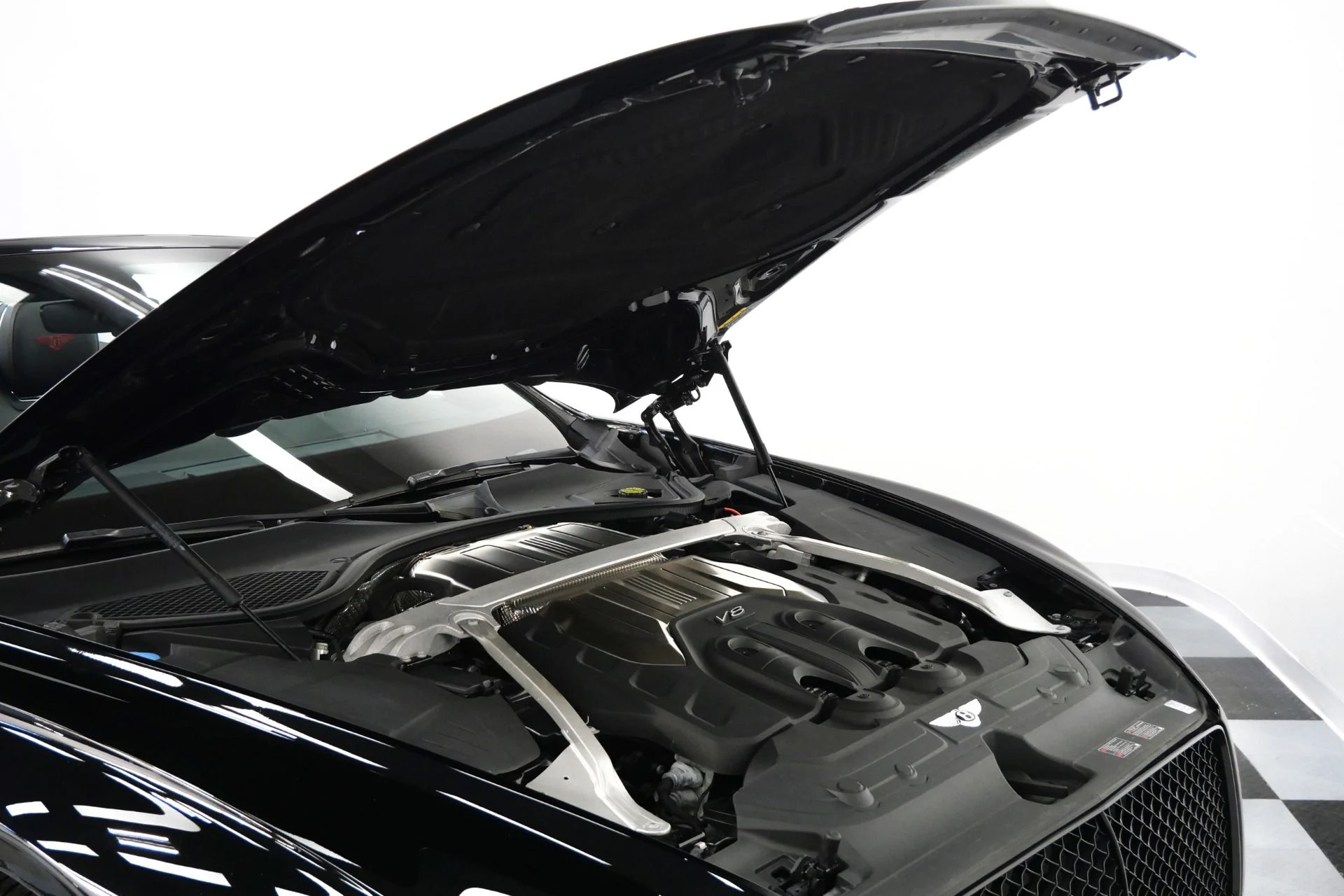 mph046_2277585860_Used_2020_Bentley_Continental_GTC_V8_Blackline_Specification_Front_Seat_Comfort_Specification_1768247272_15c0065389