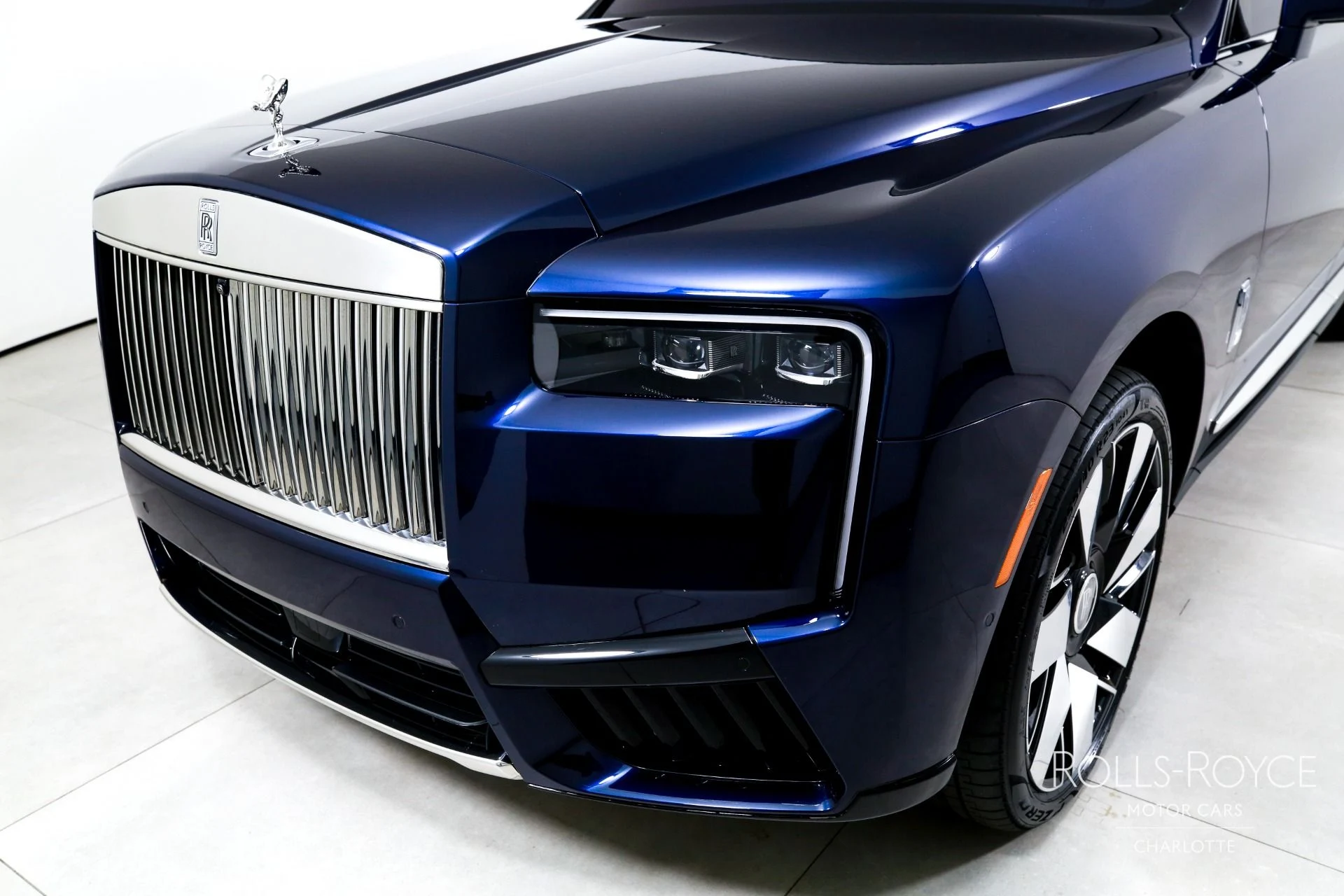 mph046_2282115917_Used_2025_Rolls_Royce_Cullinan_1789143680_03a5d4960a