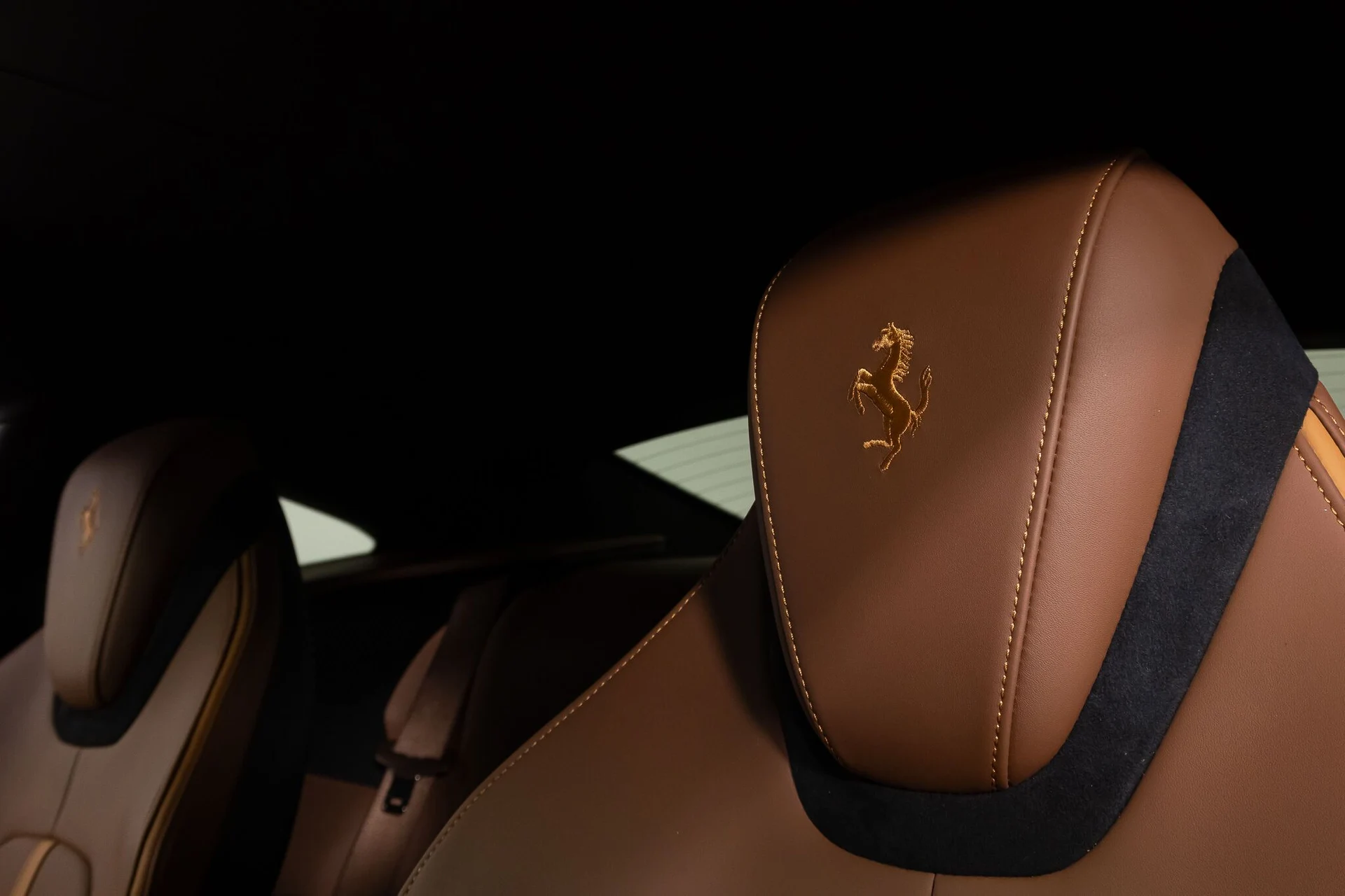 mph046_2306011718_f7b6a3506a59e7ba55f391e132147d4b_9675c10907