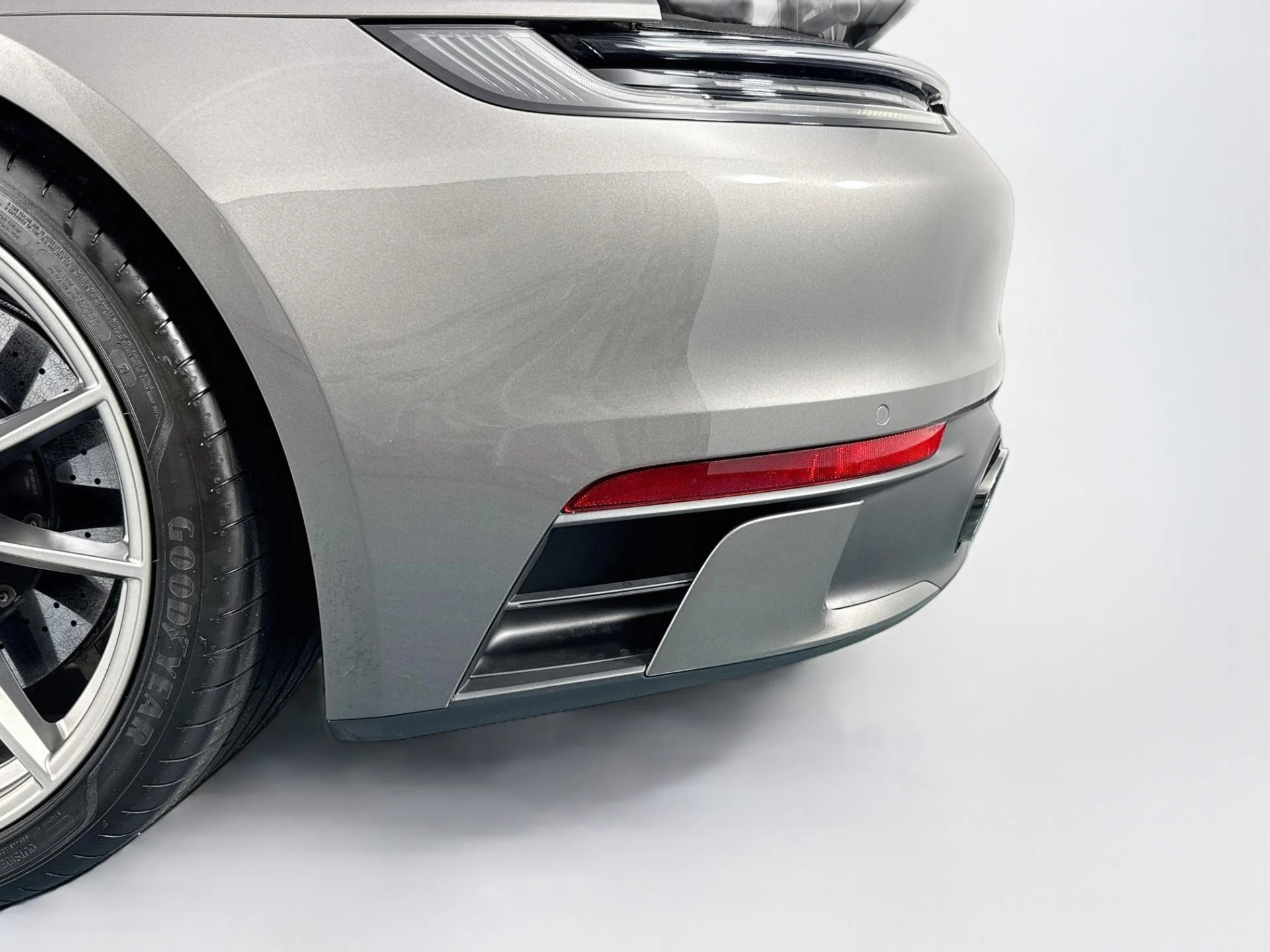 mph046_2311860727_Used_2020_Porsche_911_Carrera_S_1788553612_b0ca3a6caa