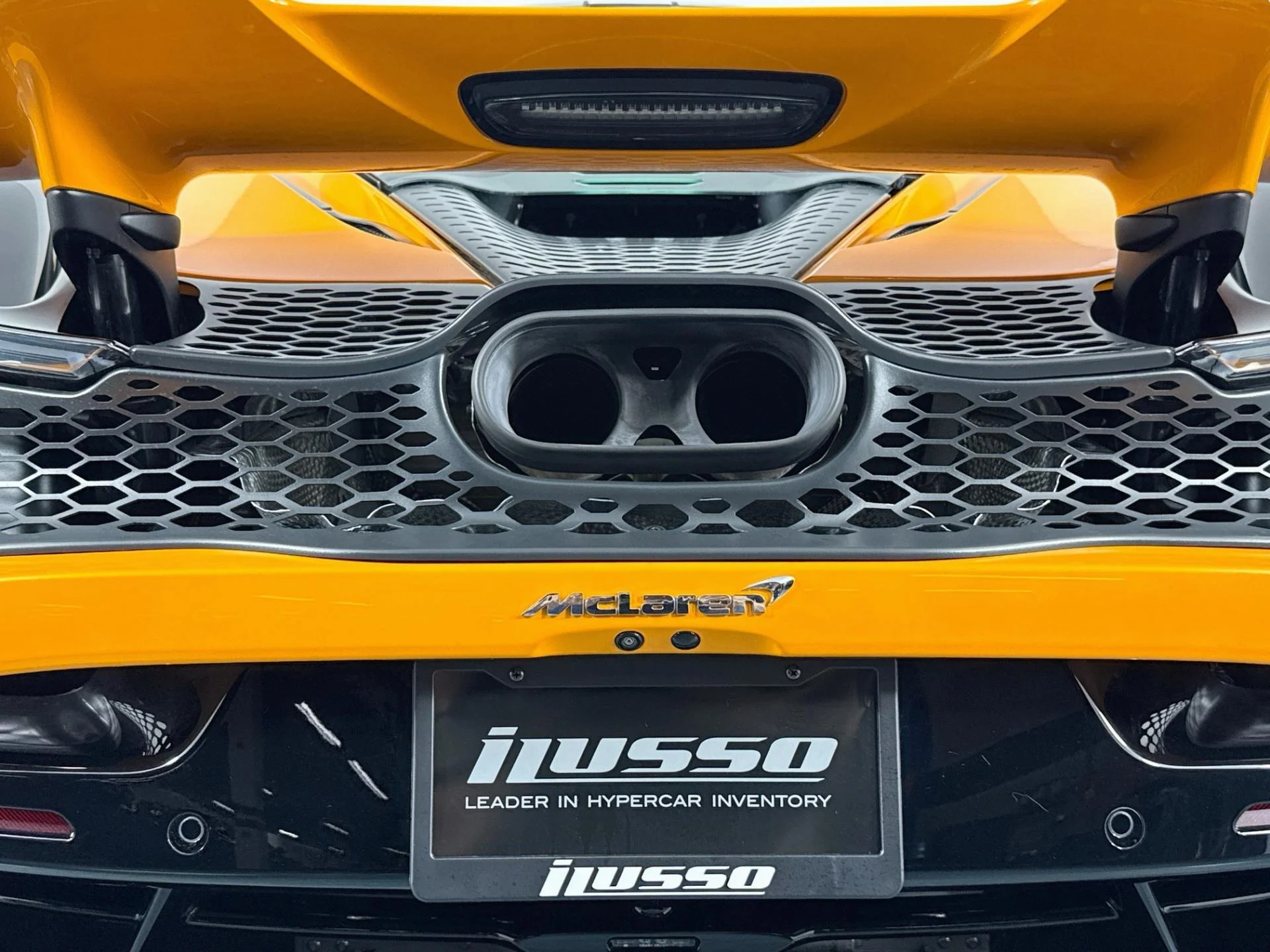 mph046_2312429259_Used_2025_Mc_Laren_750_S_1785879103_252e061837
