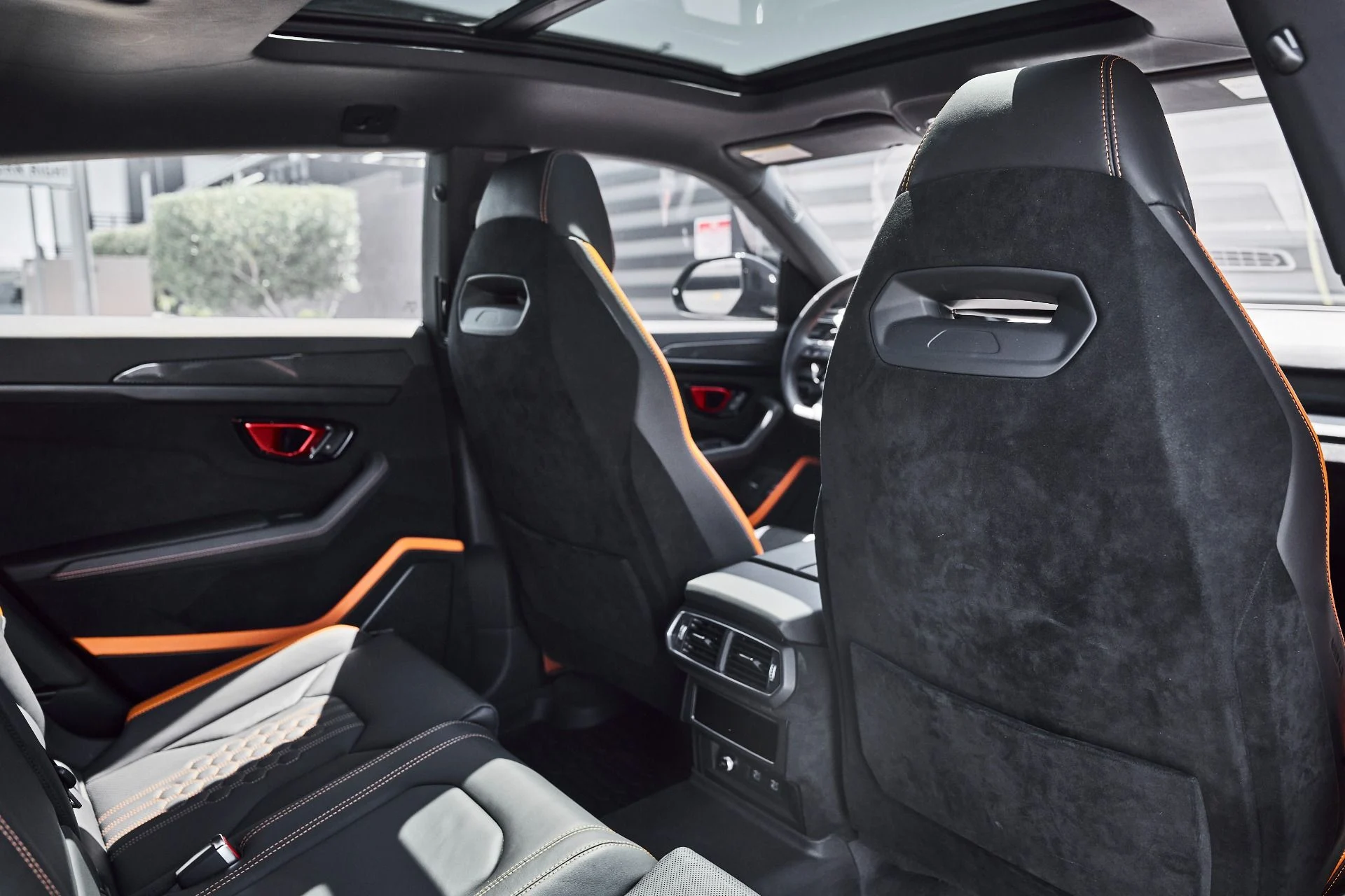 mph046_2319524275_Used_2023_Lamborghini_Urus_Performante_1778288938_d0185513eb