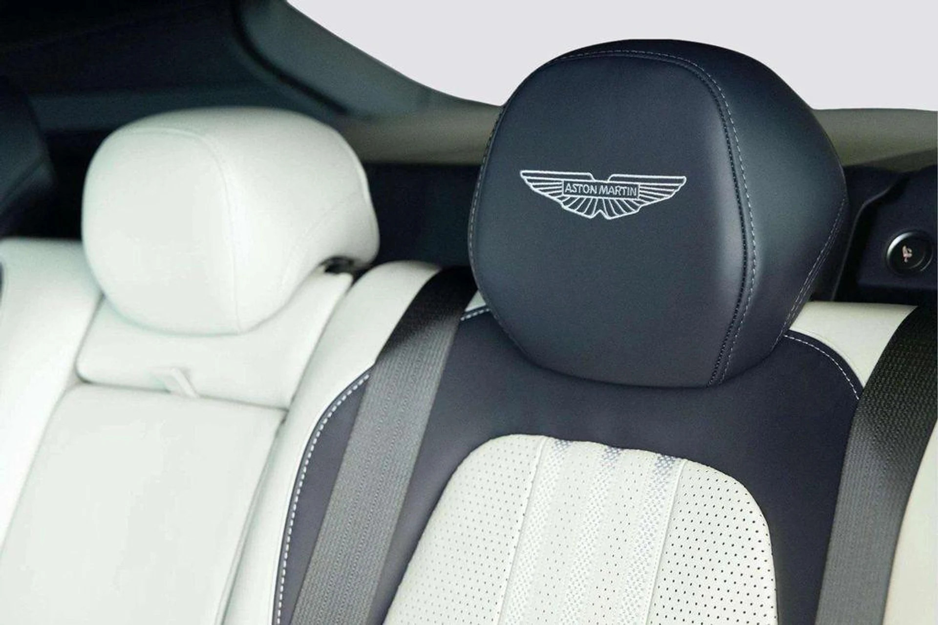 mph046_2334980303_o_Omq93t_TS_3jk_Eo_Wo_MK_Nap_QQYX_94_f805bfda13