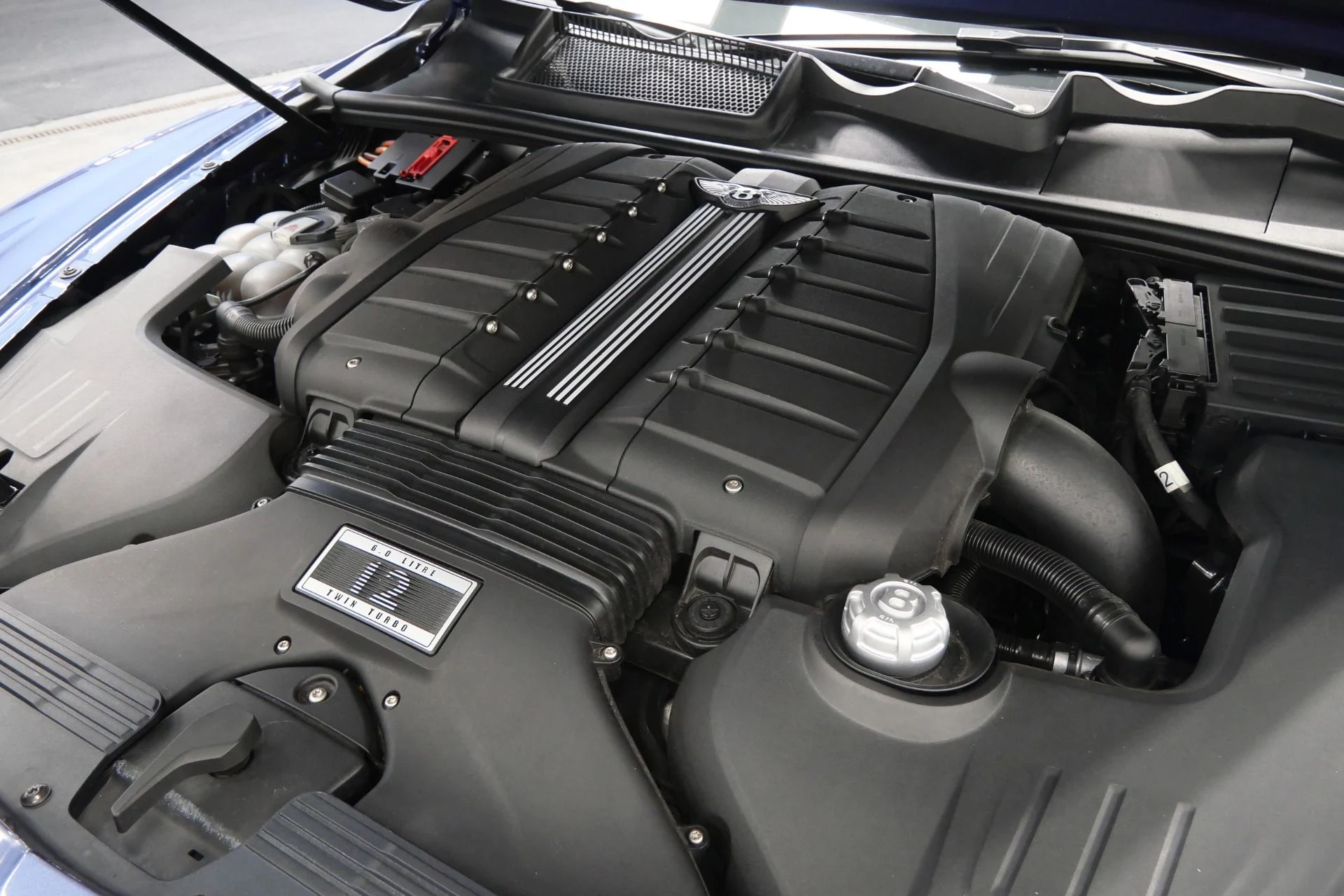 mph046_2351468808_Used_2018_Bentley_Bentayga_Onyx_Edition_W12_Touring_Specification_Front_Seat_Comfort_Specification_1772647427_d515ee465c