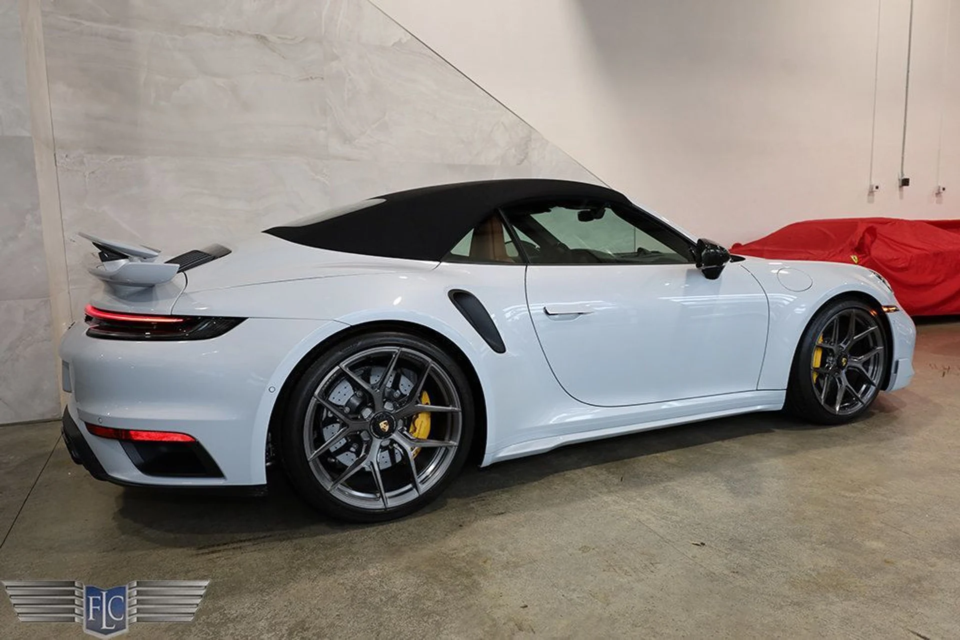 mph046_2354271821_used_2025_porsche_911_turboscabriolet_9689_23038395_47_1024_8a122f5a90