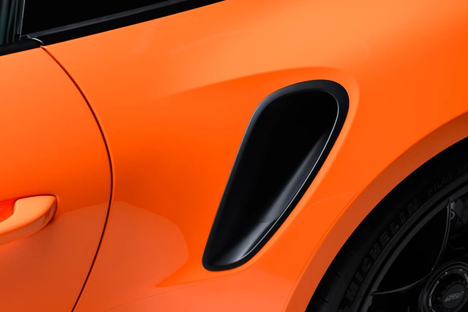 mph046_2364657572_77476b480fe3f85aa74e4a555bce97b1_327d5b9204