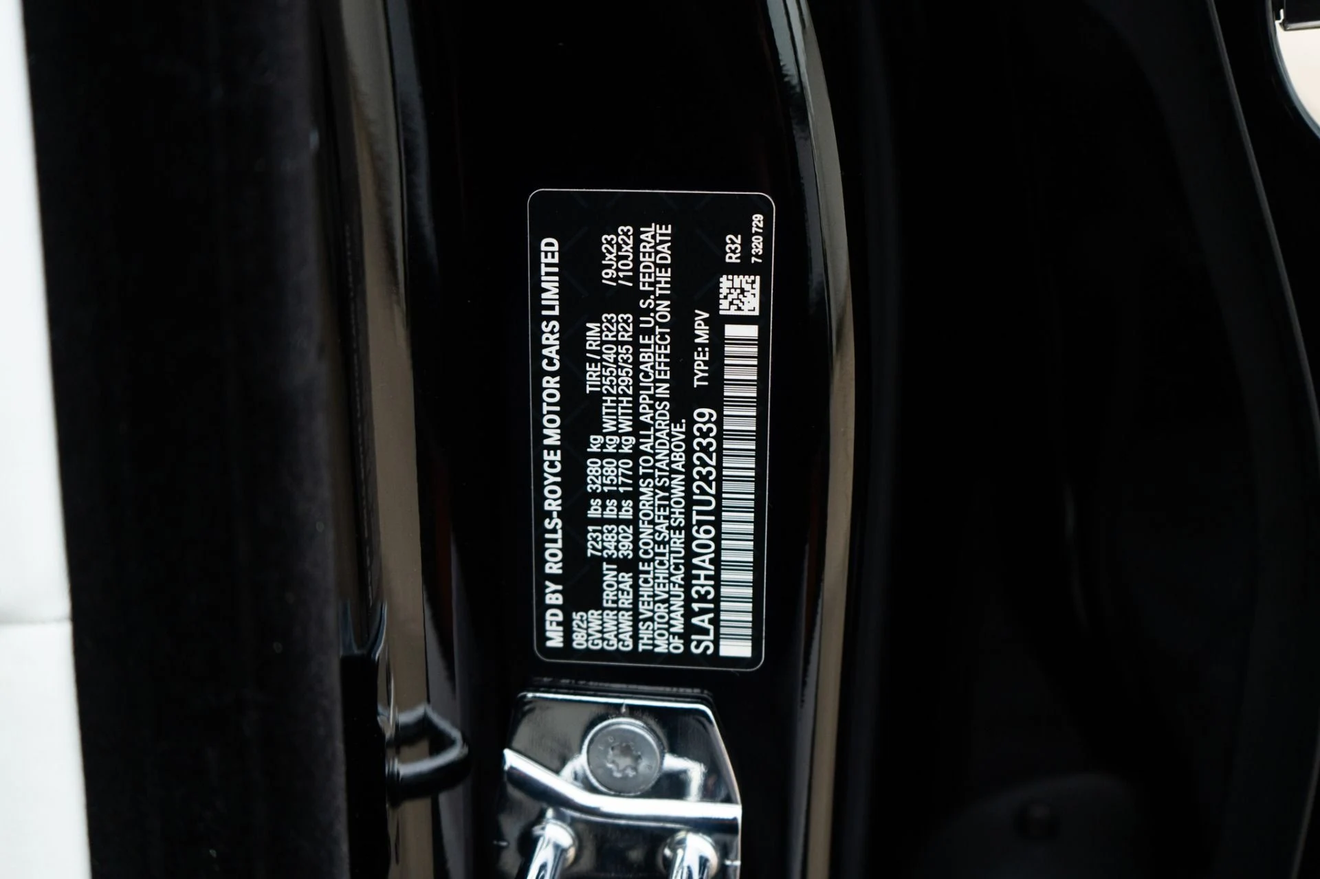 mph046_2392356831_Used_2026_Rolls_Royce_Cullinan_1765925177_8476ae6e3f