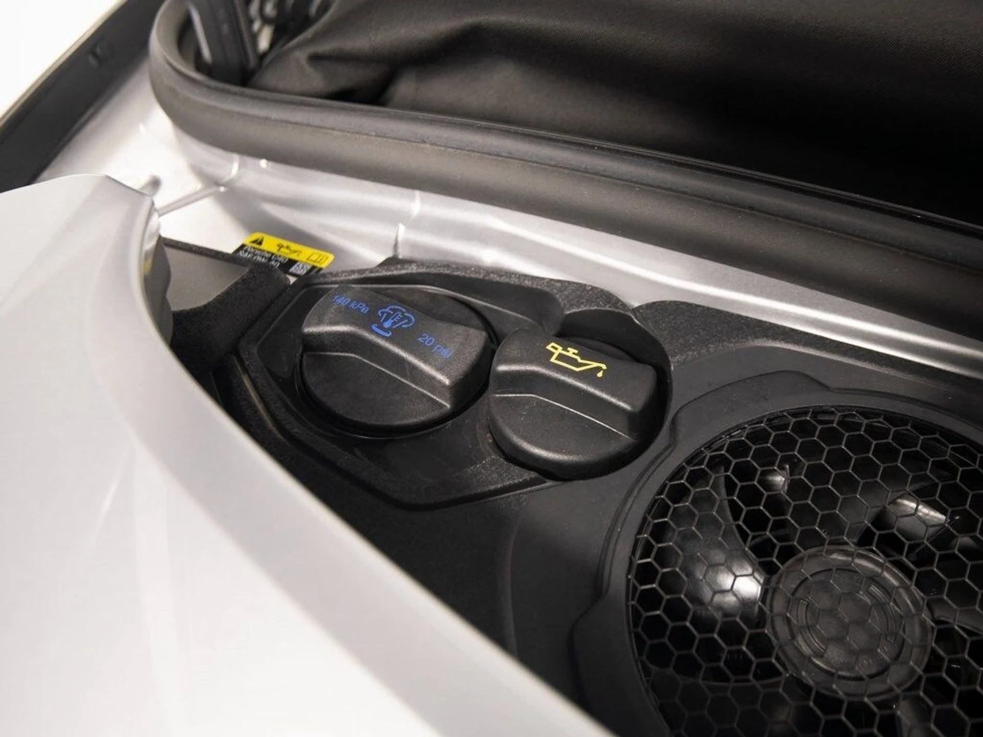 mph046_2395499960_b40716dbb261e6b5fc38504c563c4a40x_fefc08ee4d