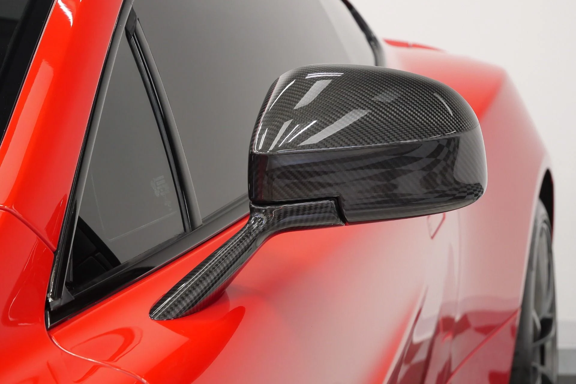 mph046_2402222084_Used_2014_Aston_Martin_Vanquish_AML_Color_V12_Power_Awesome_Sound_1781289634_07824fbbf4