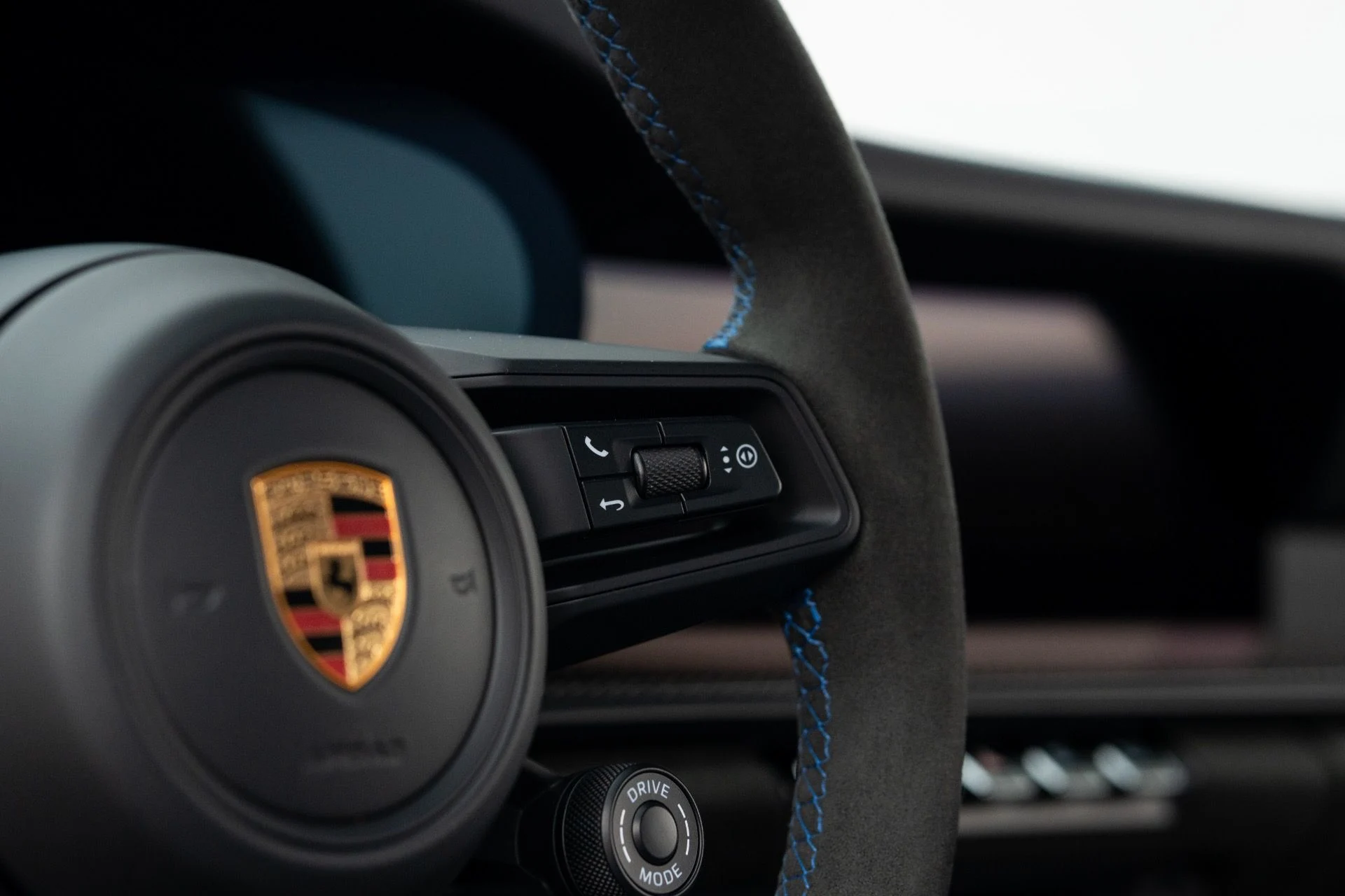 mph046_2406584872_Used_2024_Porsche_911_GT_3_1768339122_afbf861f82