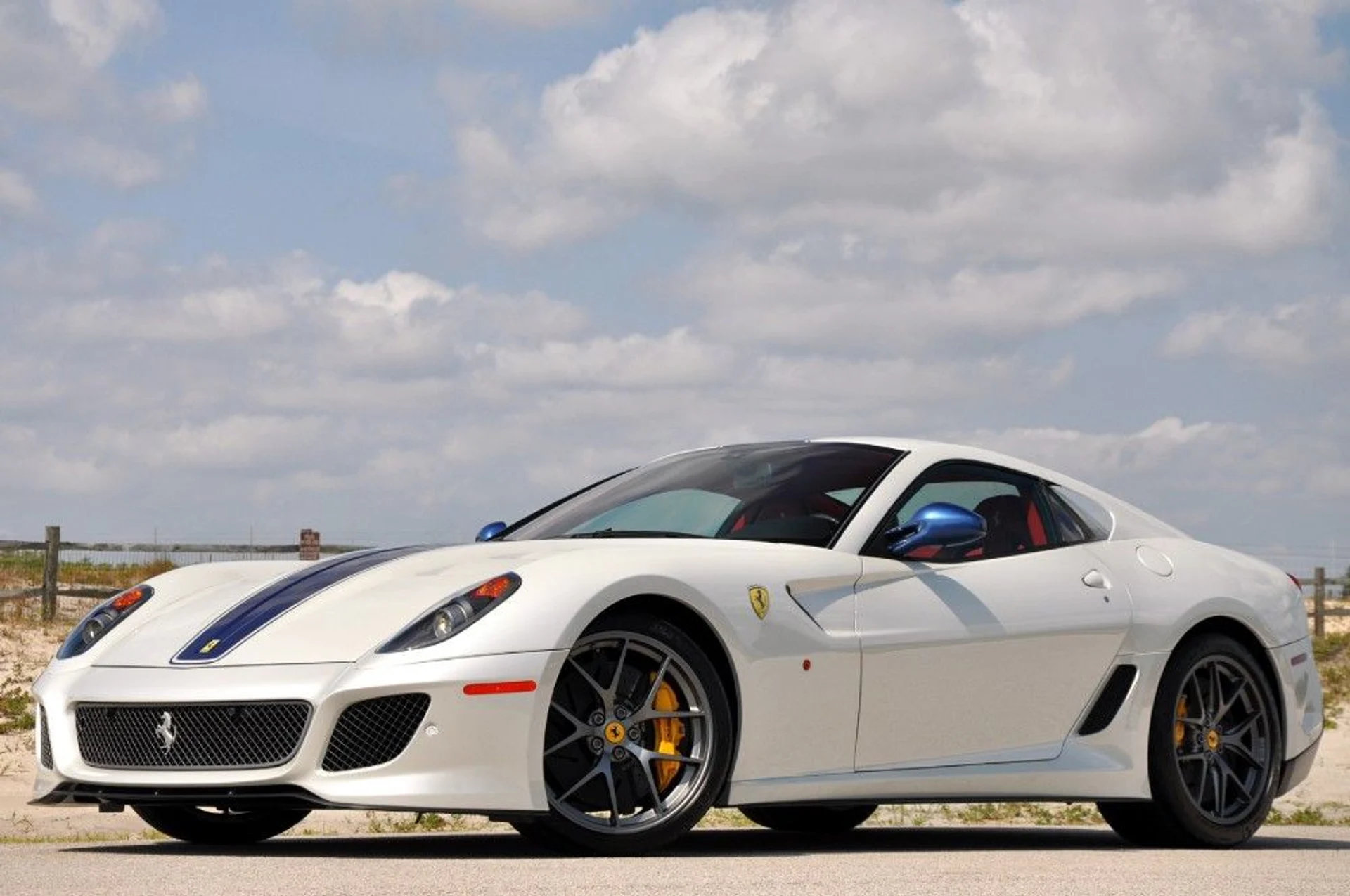 mph046_2425064414_81_p47_l_c9ef48d155