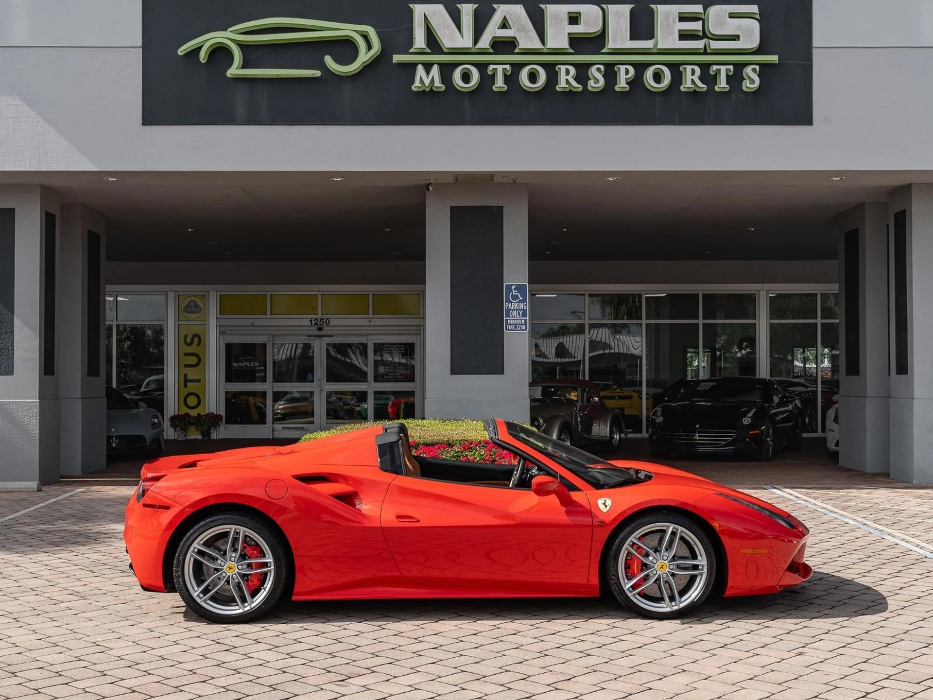 mph046_2441907376_Used_2019_Ferrari_488_Spider_1764709593_a4bb3a7a2b