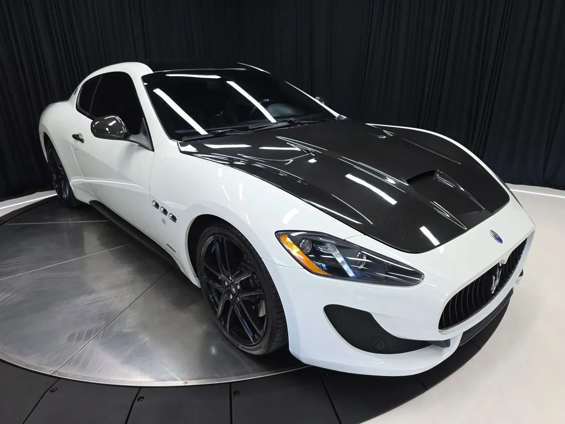 mph046_2443051086_db599280_715b_4228_bc74_8c6b3ab05626_ae658ea846