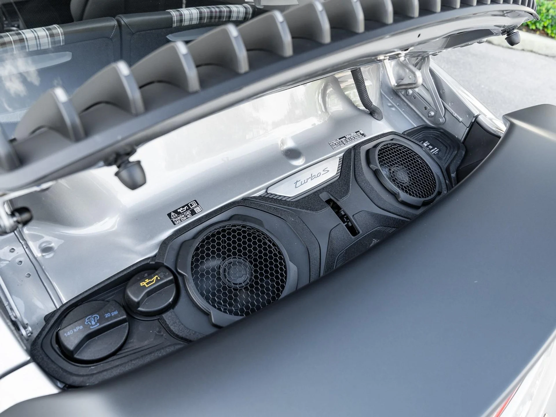 mph046_2444227256_Used_2025_Porsche_911_Turbo_1761858424_146b0badc6