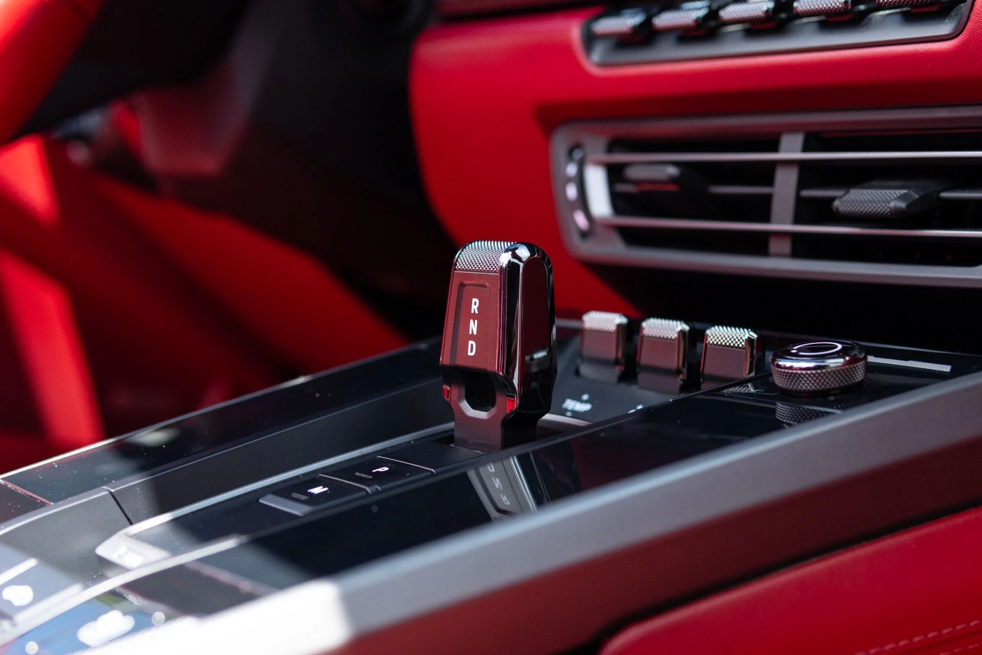 mph046_2462989285_Used_2021_Porsche_911_Carrera_1775497074_fb5b9aa549