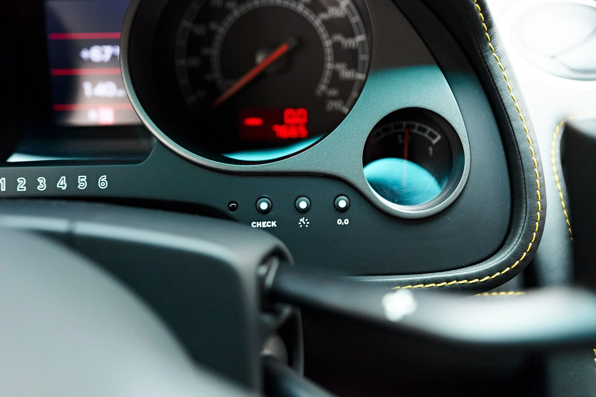 mph046_2471202568_Used_2005_Lamborghini_Gallardo_1703127301_5c806a41bc