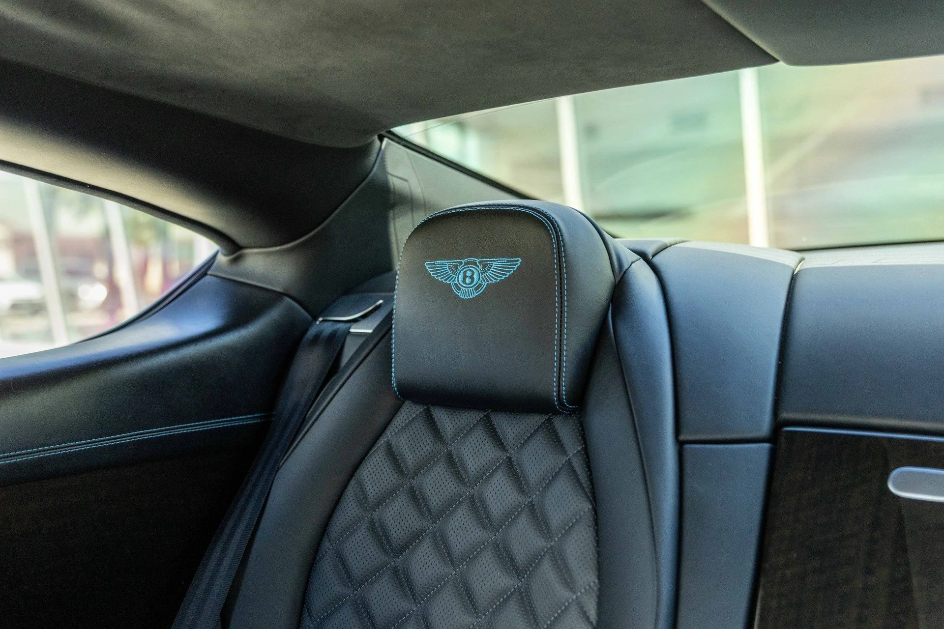 mph046_2490269437_Hi_Tech_Luxury_Imports_LLC_SCBFH_7_ZA_7_GC_054737_image_46_c2d81f72ff