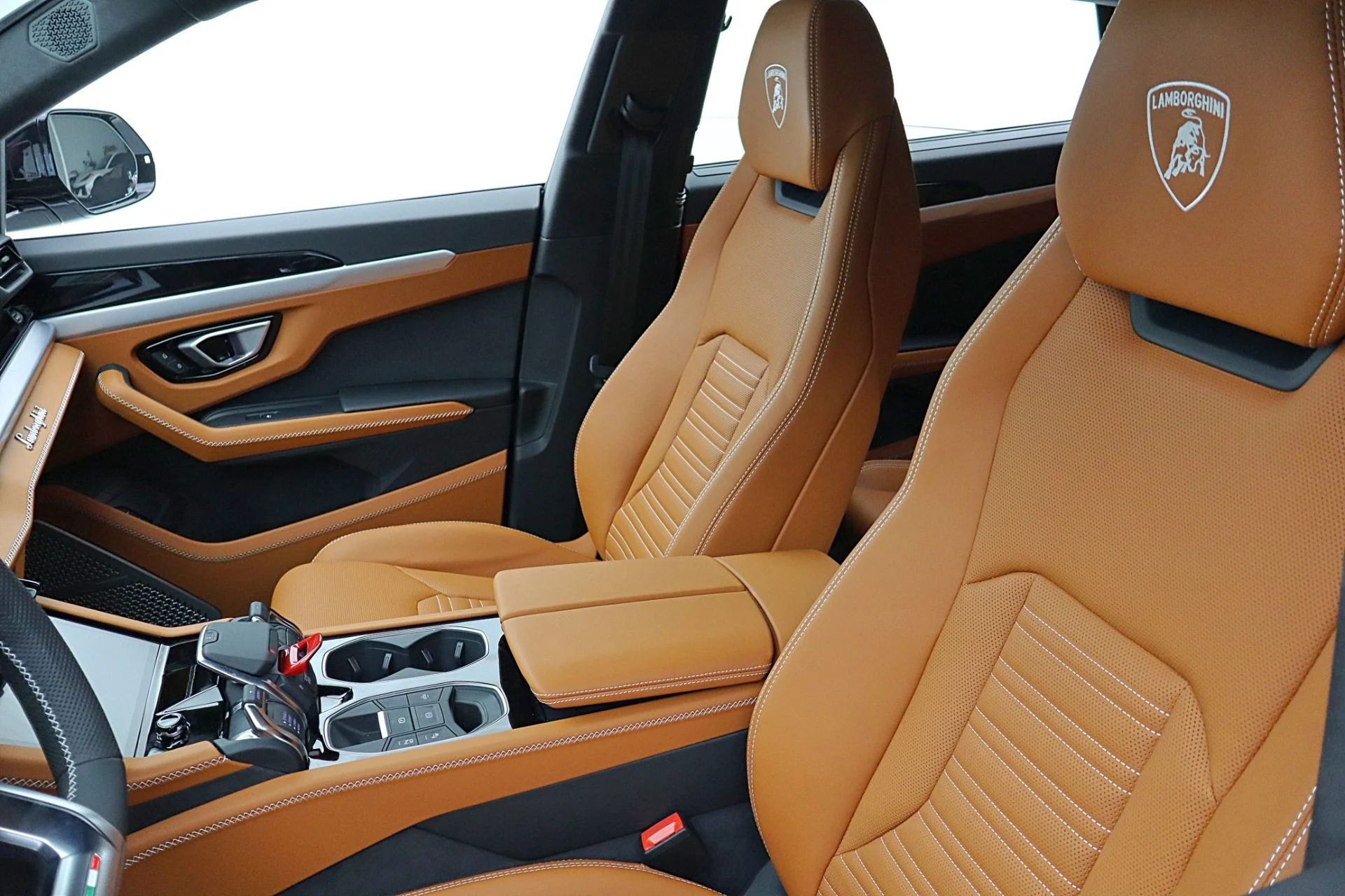 mph046_2518812526_Used_2026_Lamborghini_Urus_SELEASE_OPTIONS_AVAILABLE_a948067862