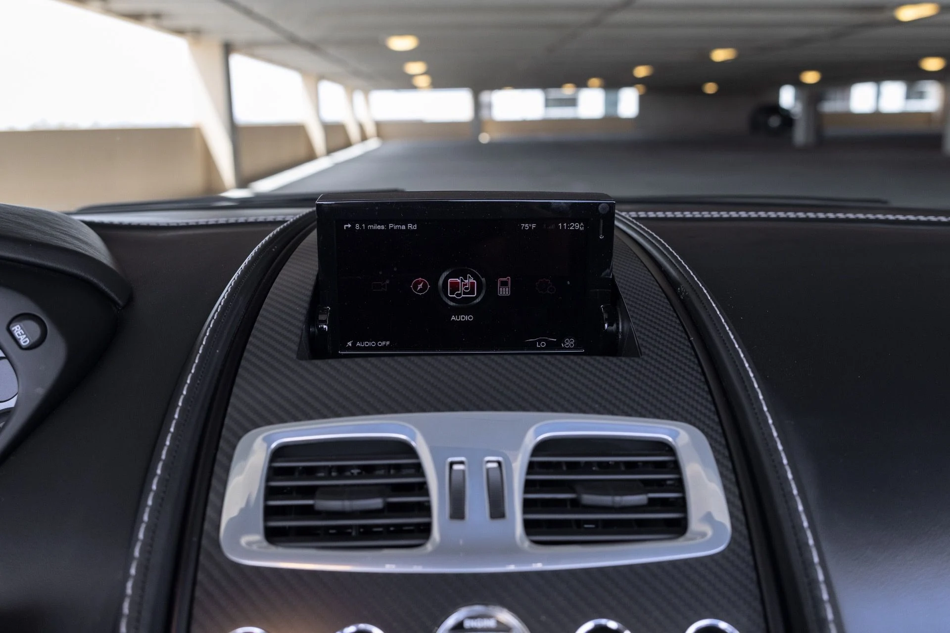 mph046_2535056014_Used_2015_Aston_Martin_Vanquish_Volante_1776978035_e7fc62bd7a