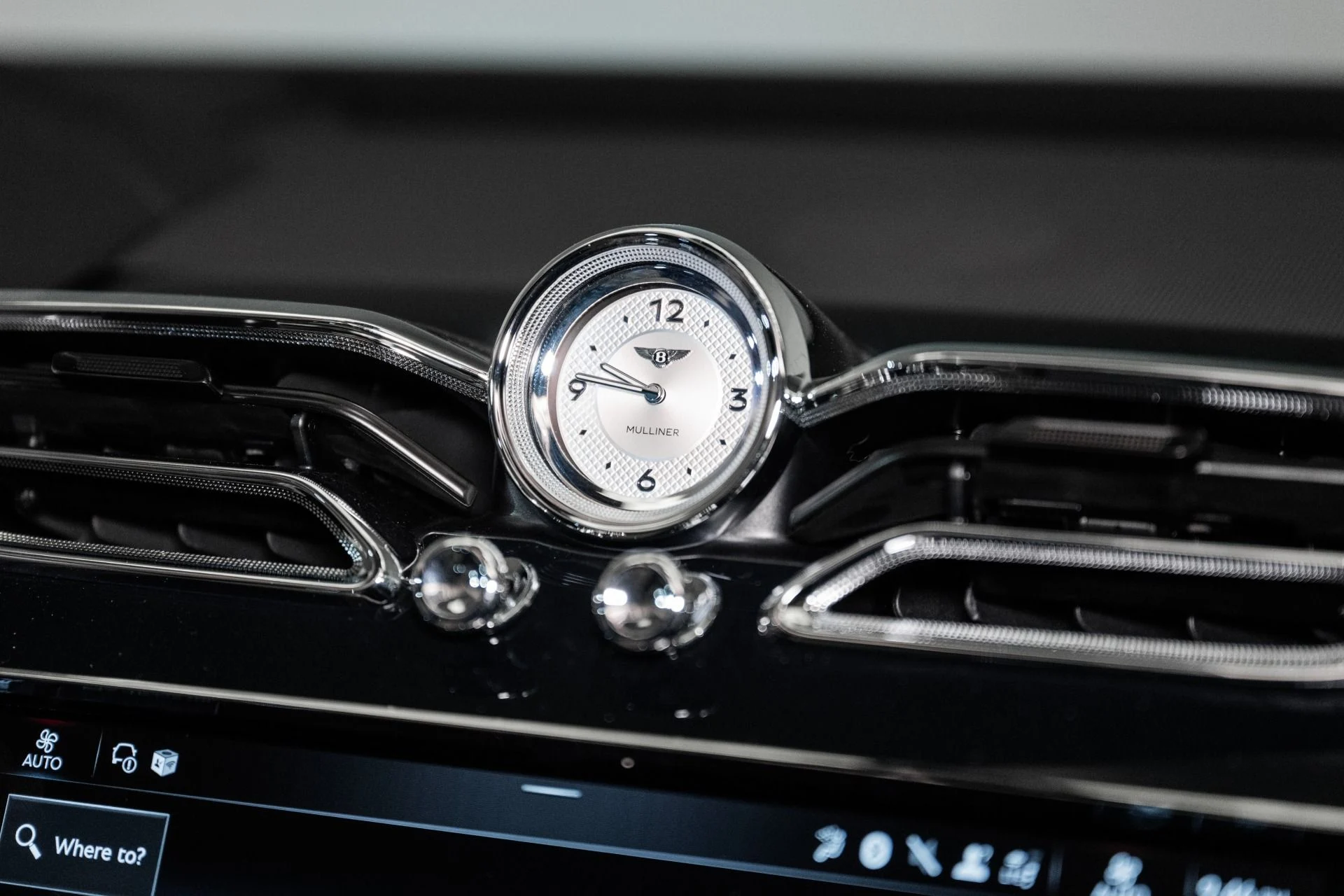 mph046_2535434156_Used_2025_Bentley_Bentayga_EWB_Mulliner_V8_1748092723_2976b6dad8